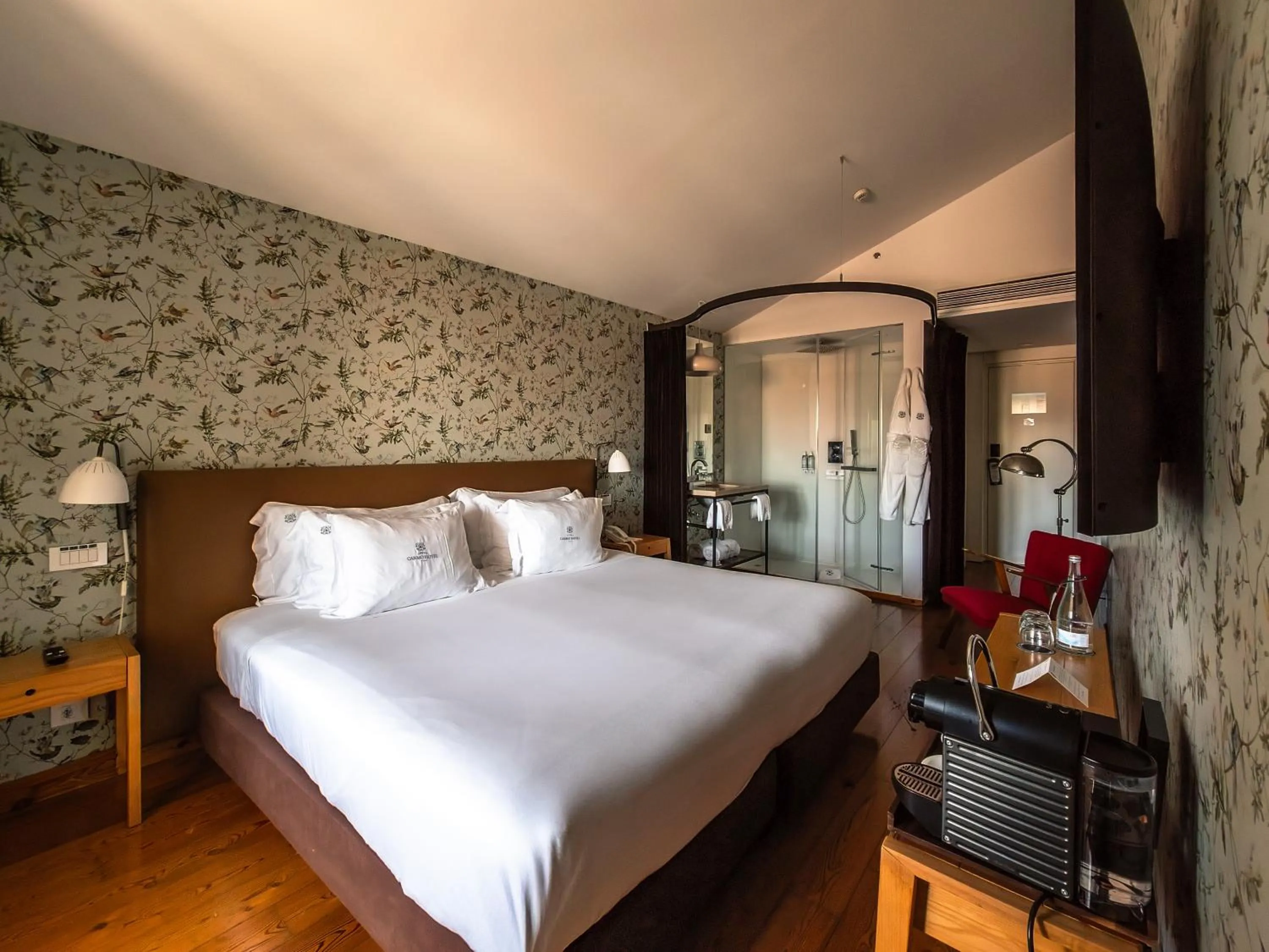 Bedroom, Bed in Lisboa Carmo Hotel