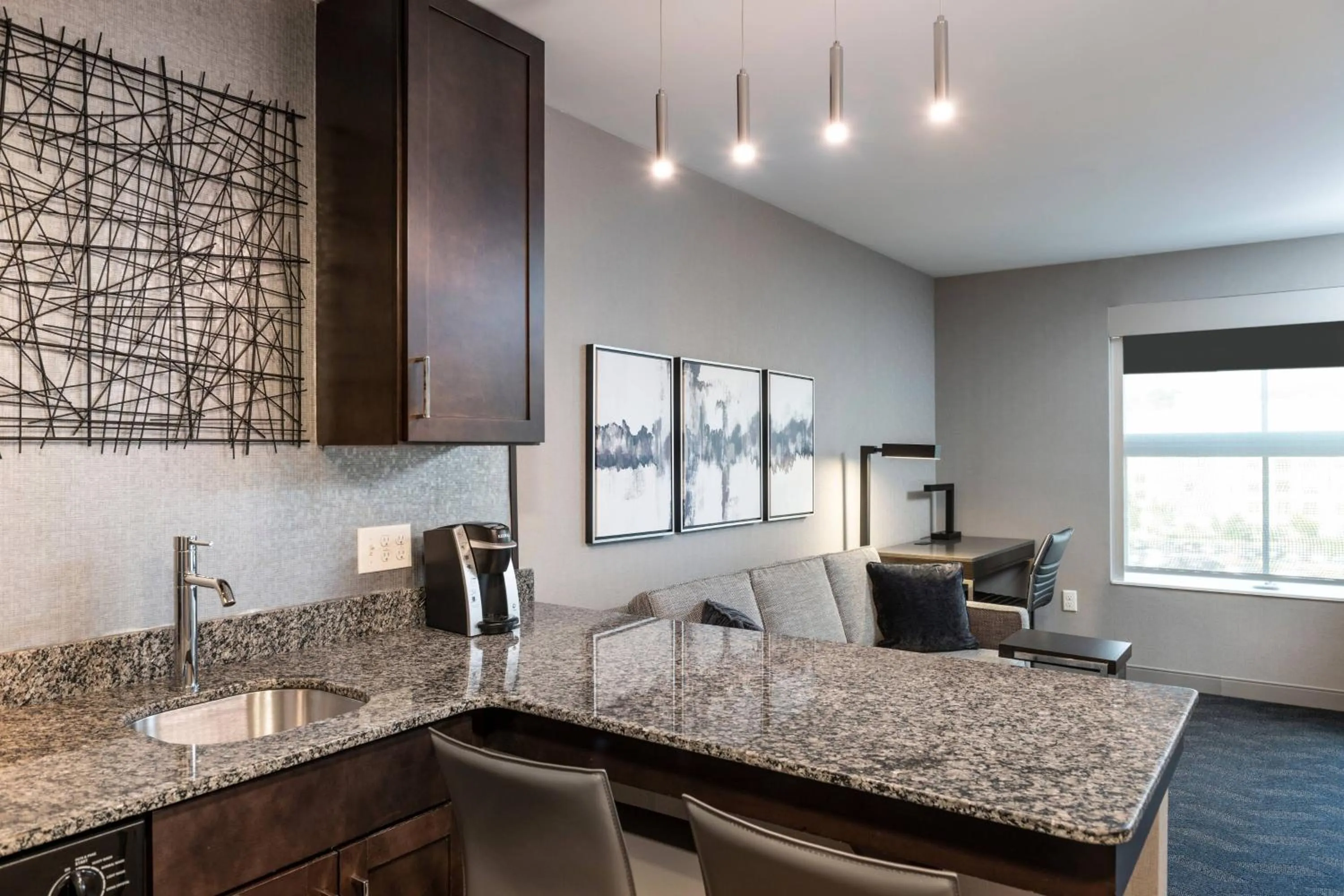 Living room in Residence Inn by Marriott Boston Logan Airport/Chelsea