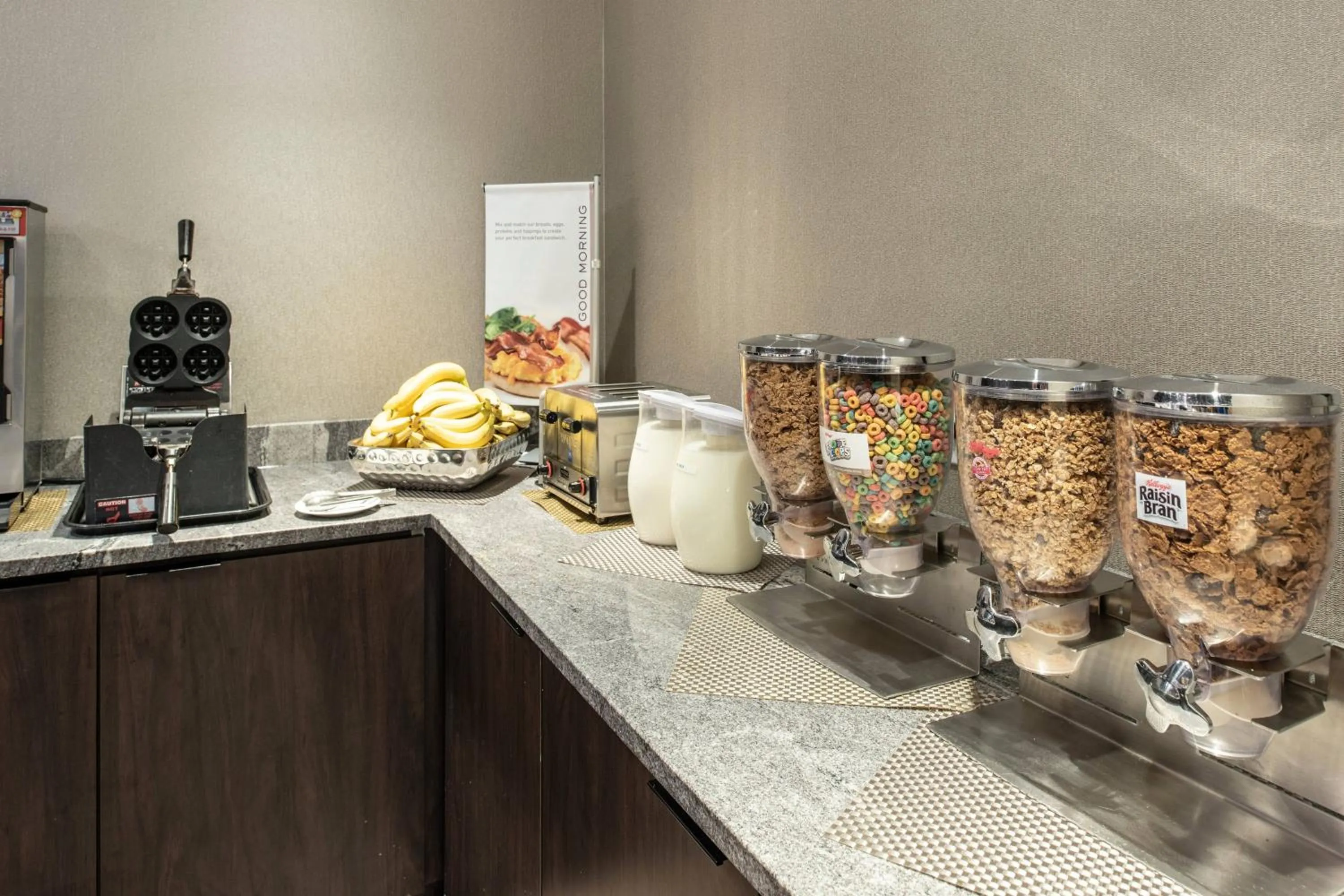 Breakfast in Residence Inn by Marriott Boston Logan Airport/Chelsea