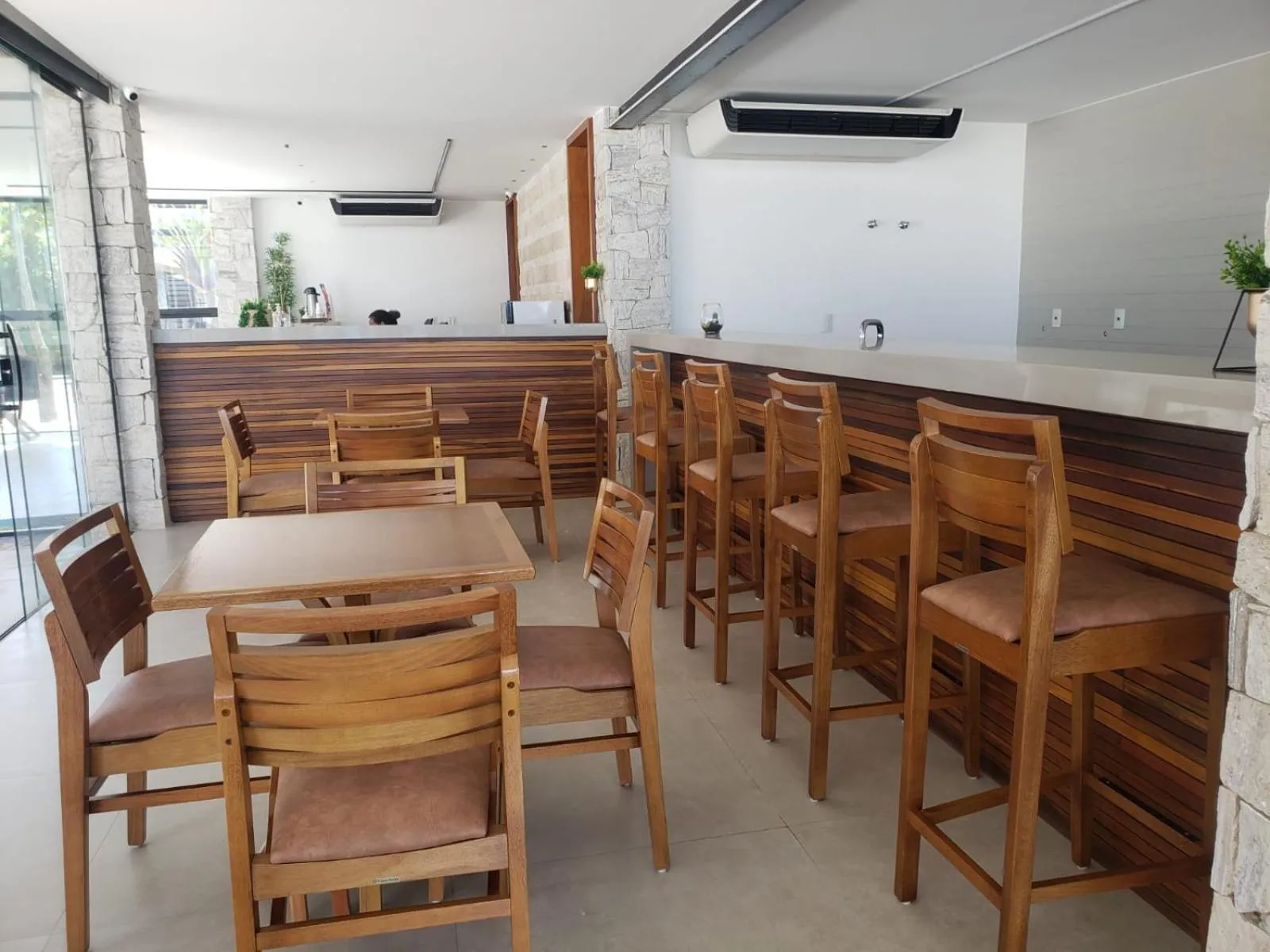 Restaurant/places to eat in Deck de Búzios