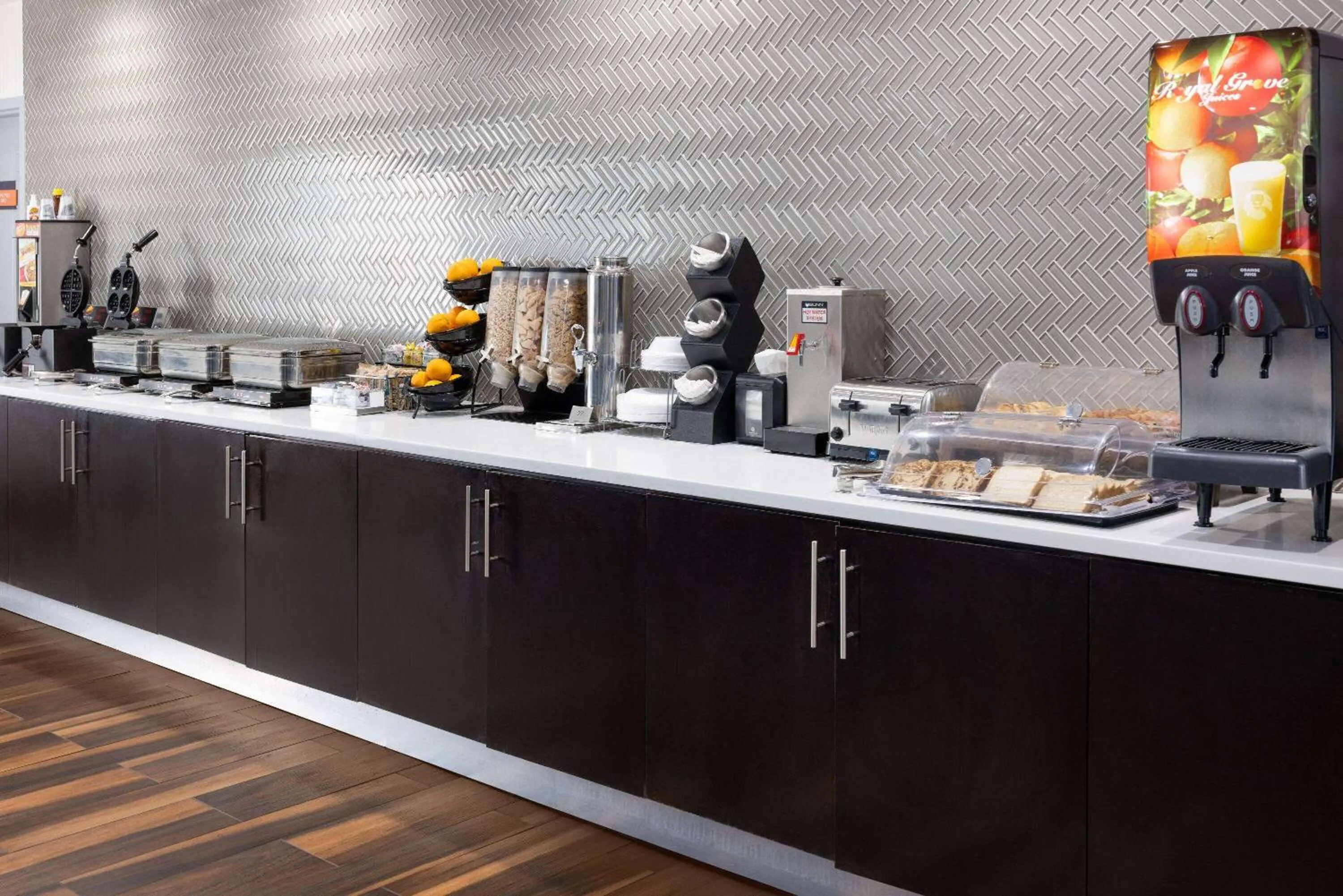 Breakfast in La Quinta by Wyndham Atlanta South - Newnan