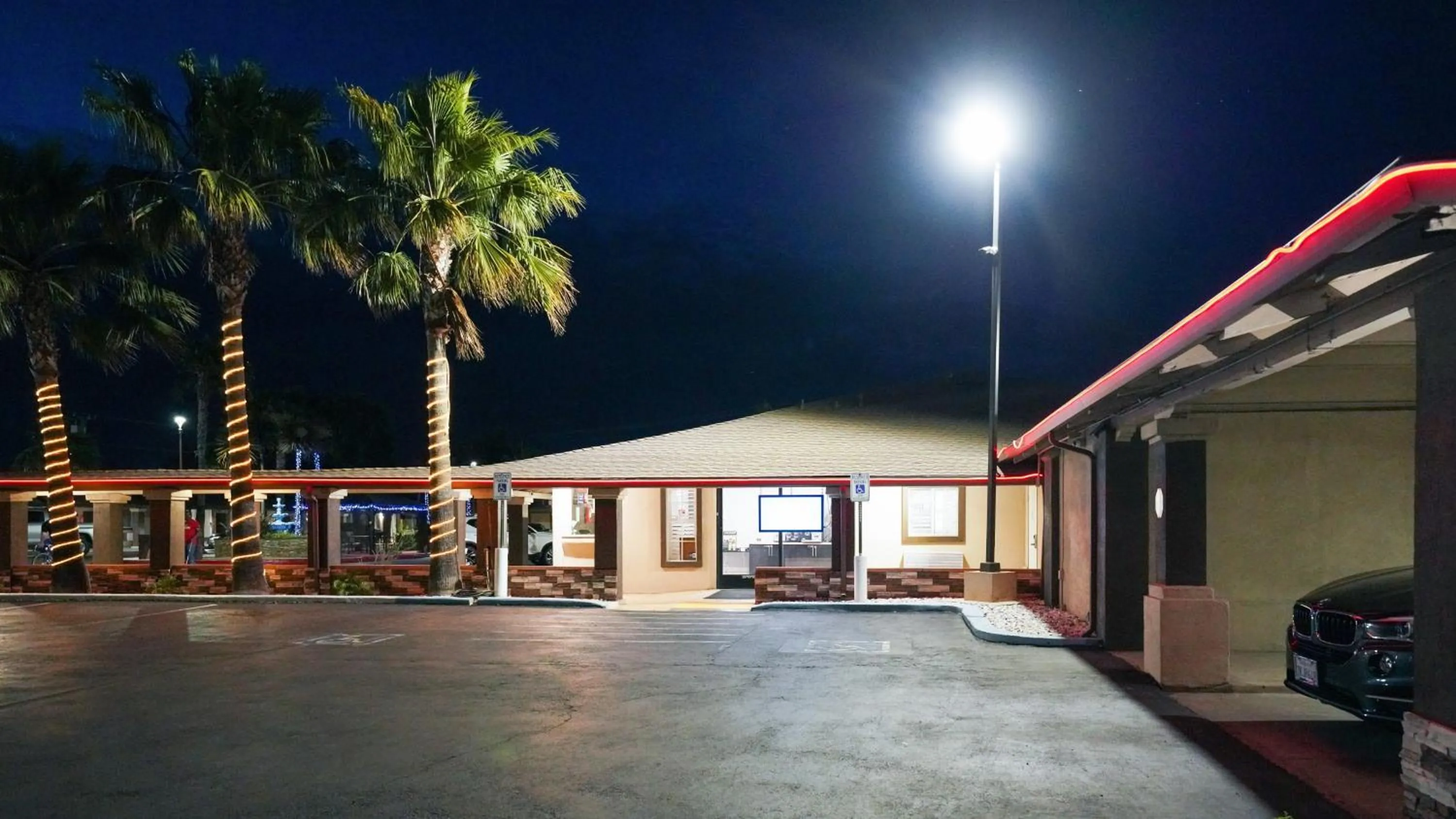 Property building in Americas Best Value Inn, Antioch