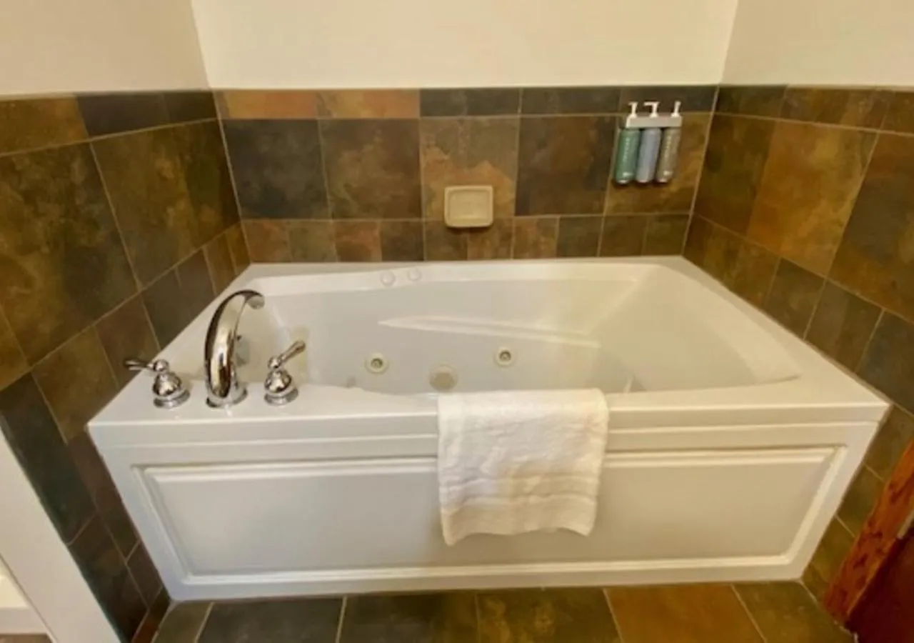 Bathroom in Arrowwood Resort Hotel and Conference Center - Alexandria