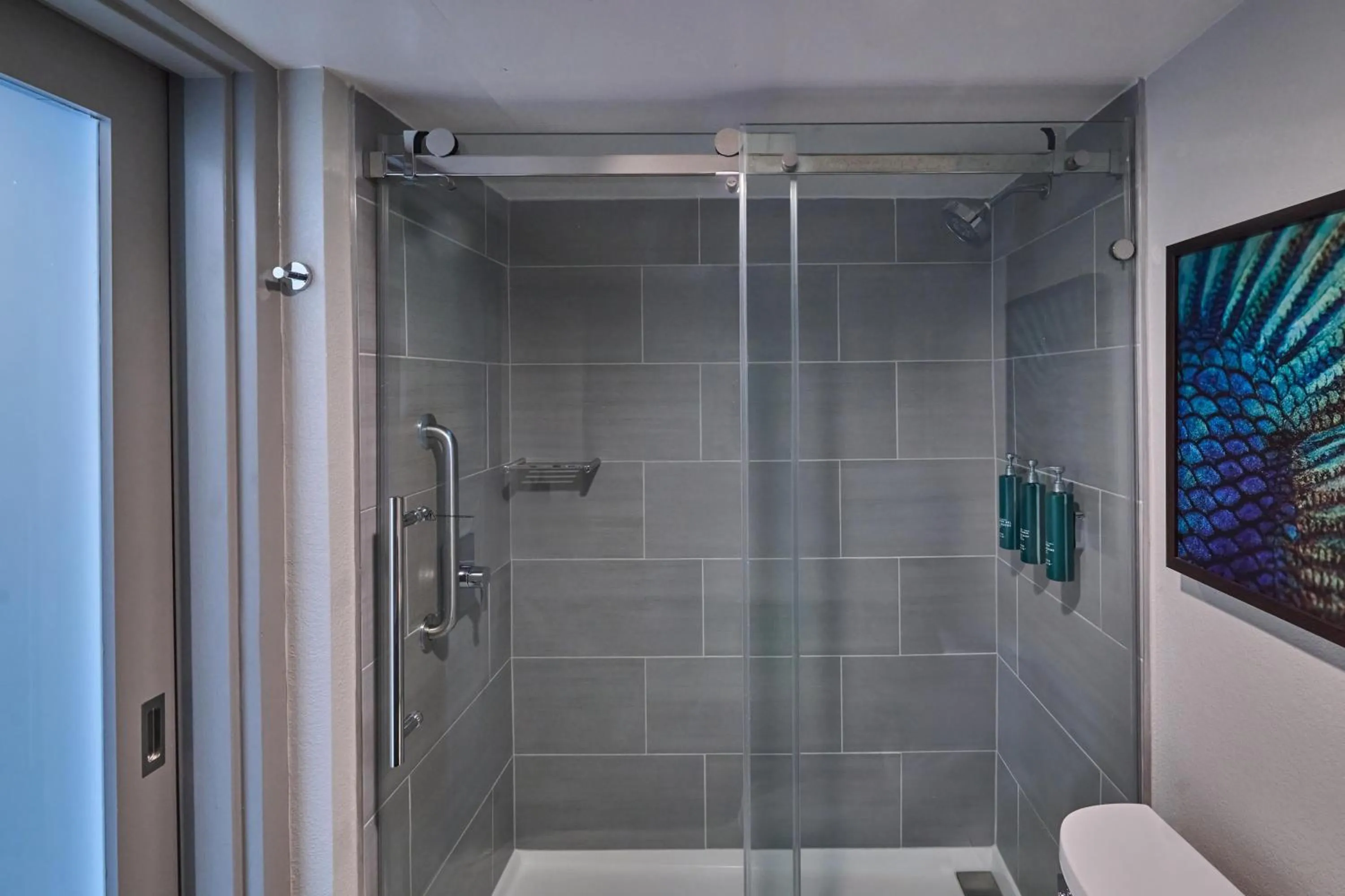 Bathroom in Hilton Anchorage