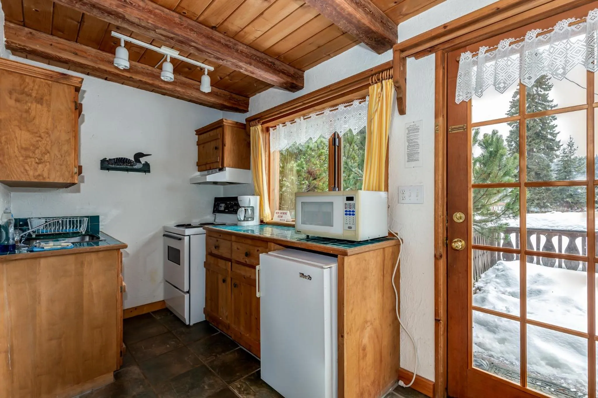 Deluxe Cottage in Nakiska Bear Ranch