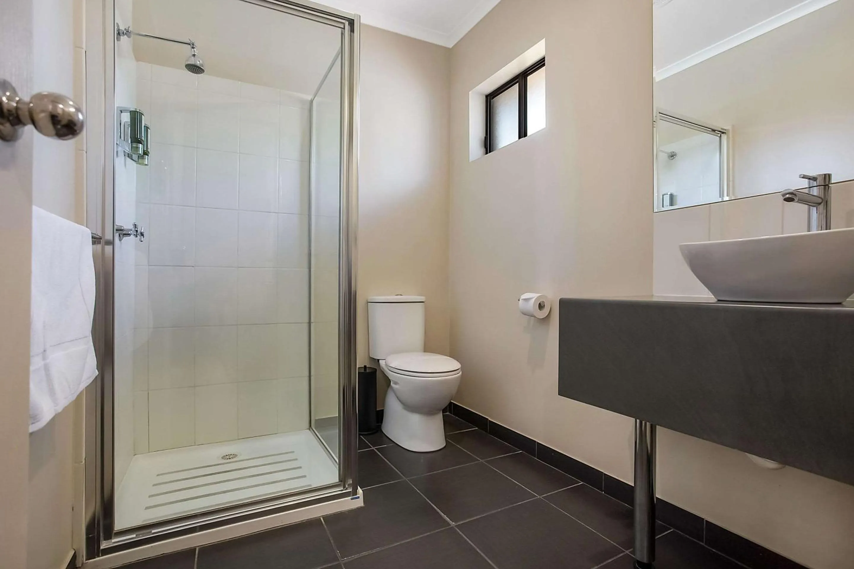 Bedroom in Comfort Inn May Park