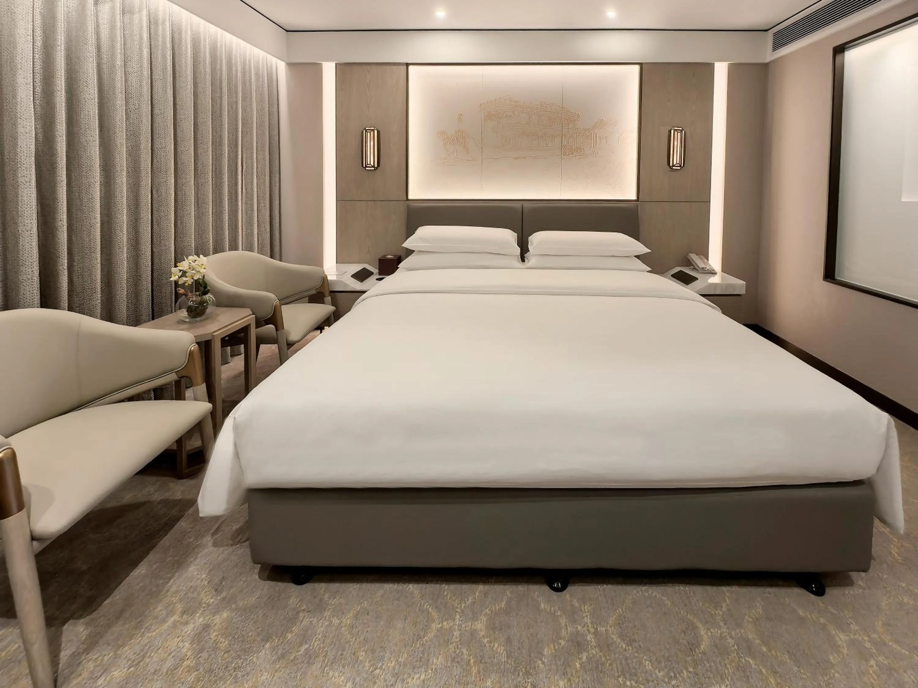 Bed in Beijing International Hotel