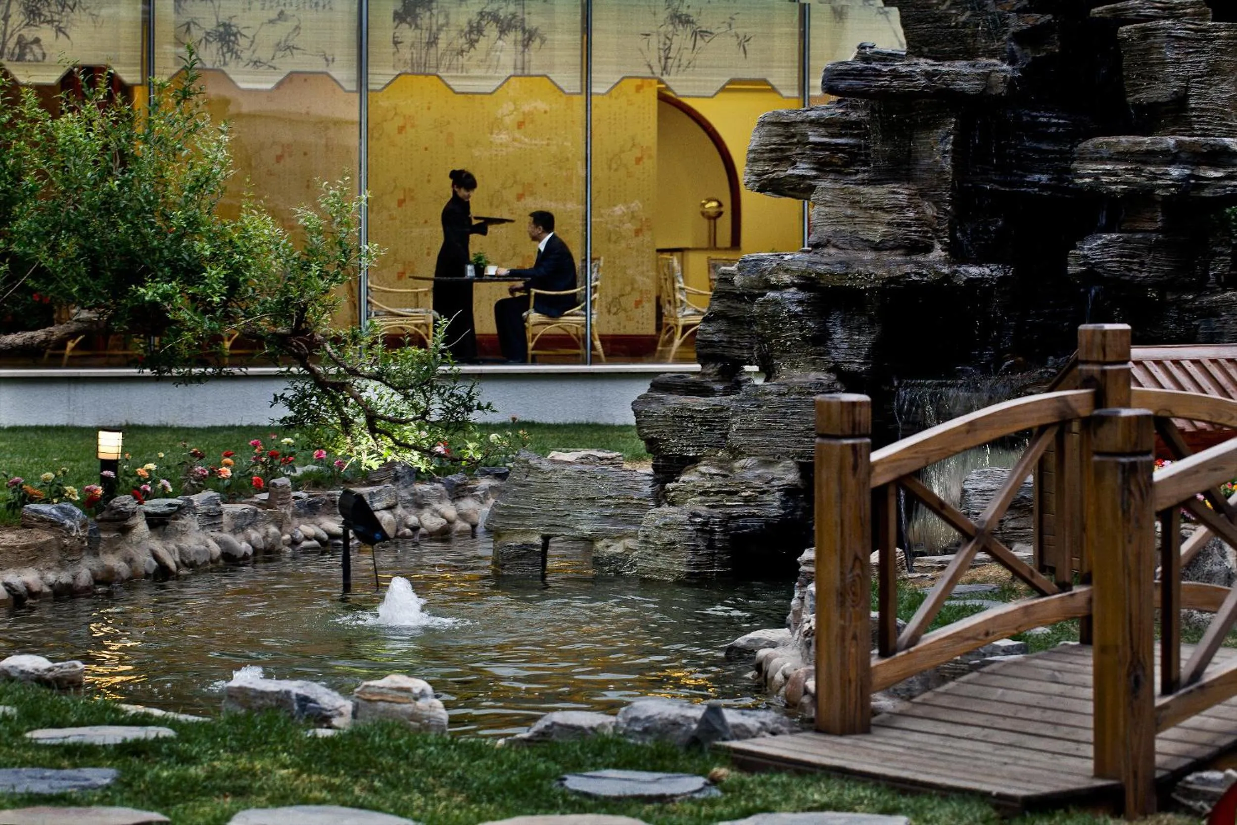 Facade/entrance in Beijing International Hotel