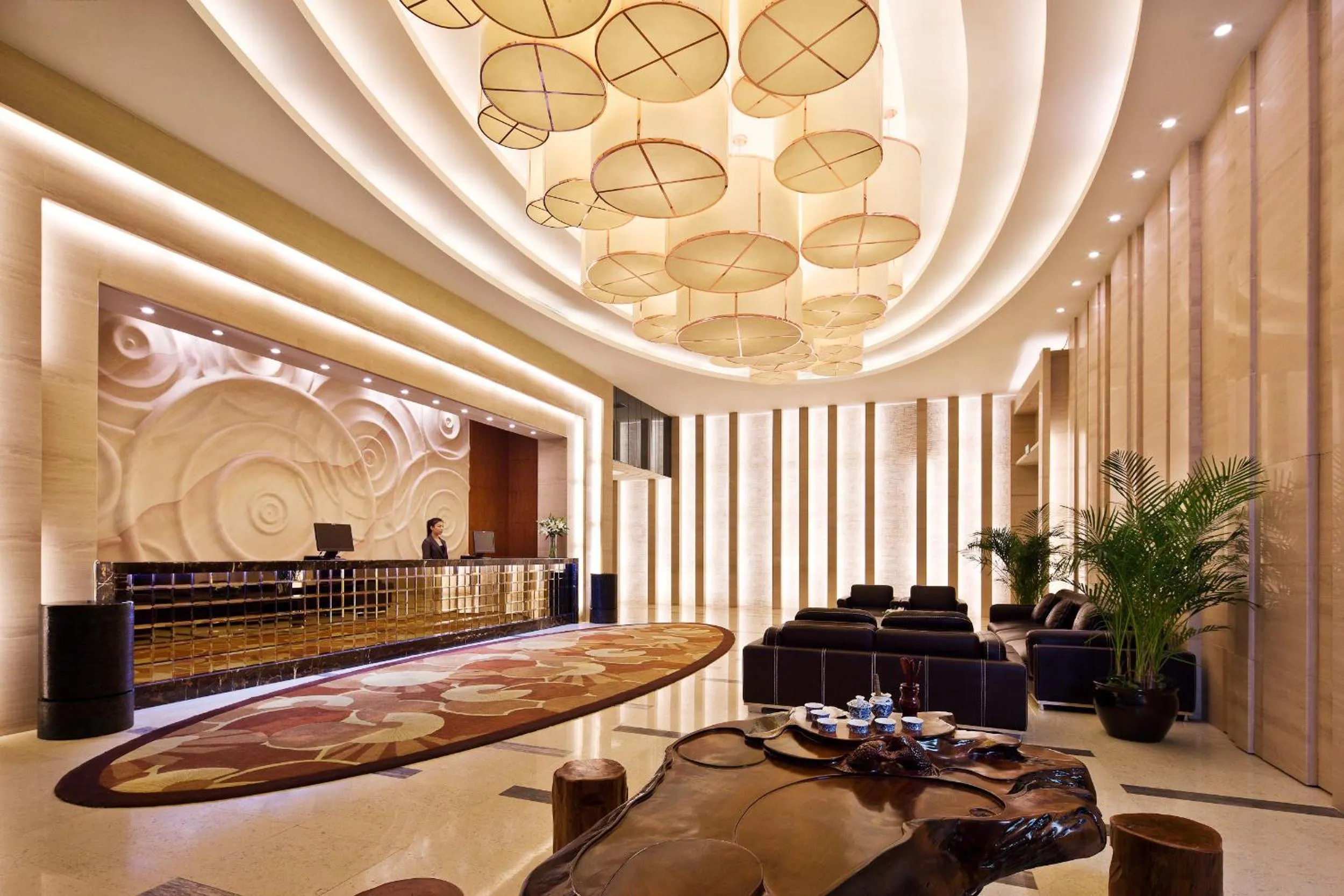 Lobby or reception in Beijing International Hotel