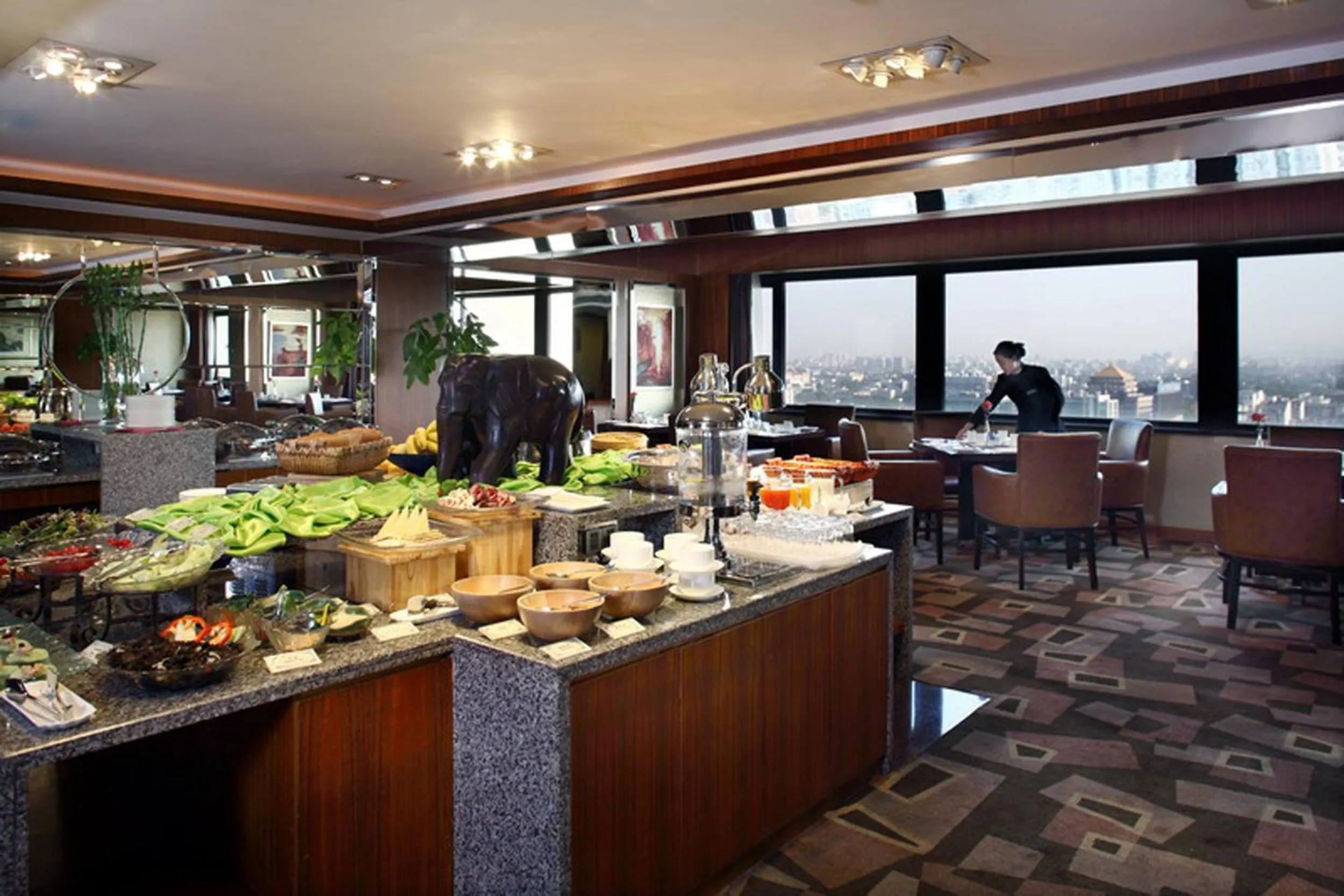 Food and drinks in Beijing International Hotel