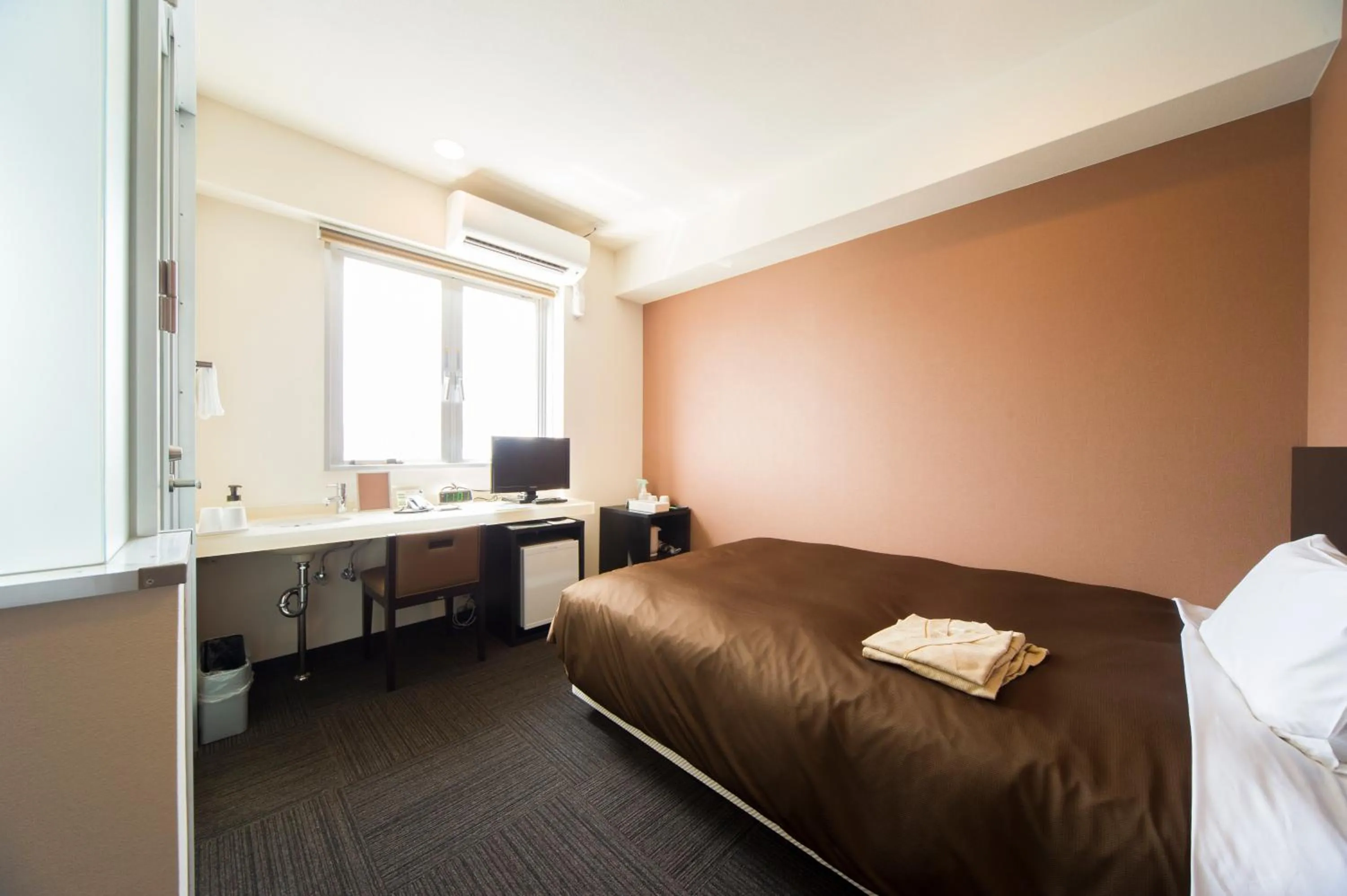 Bedroom, Bed in Urbain Hiroshima Central