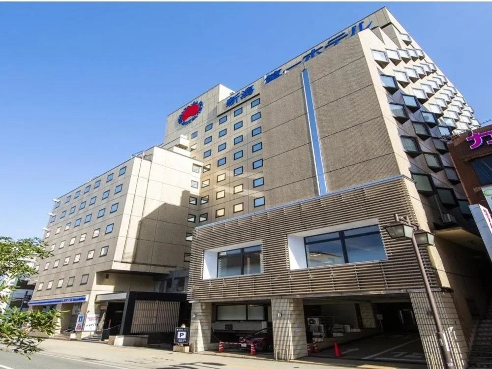 Property building in Niigata Daiichi Hotel