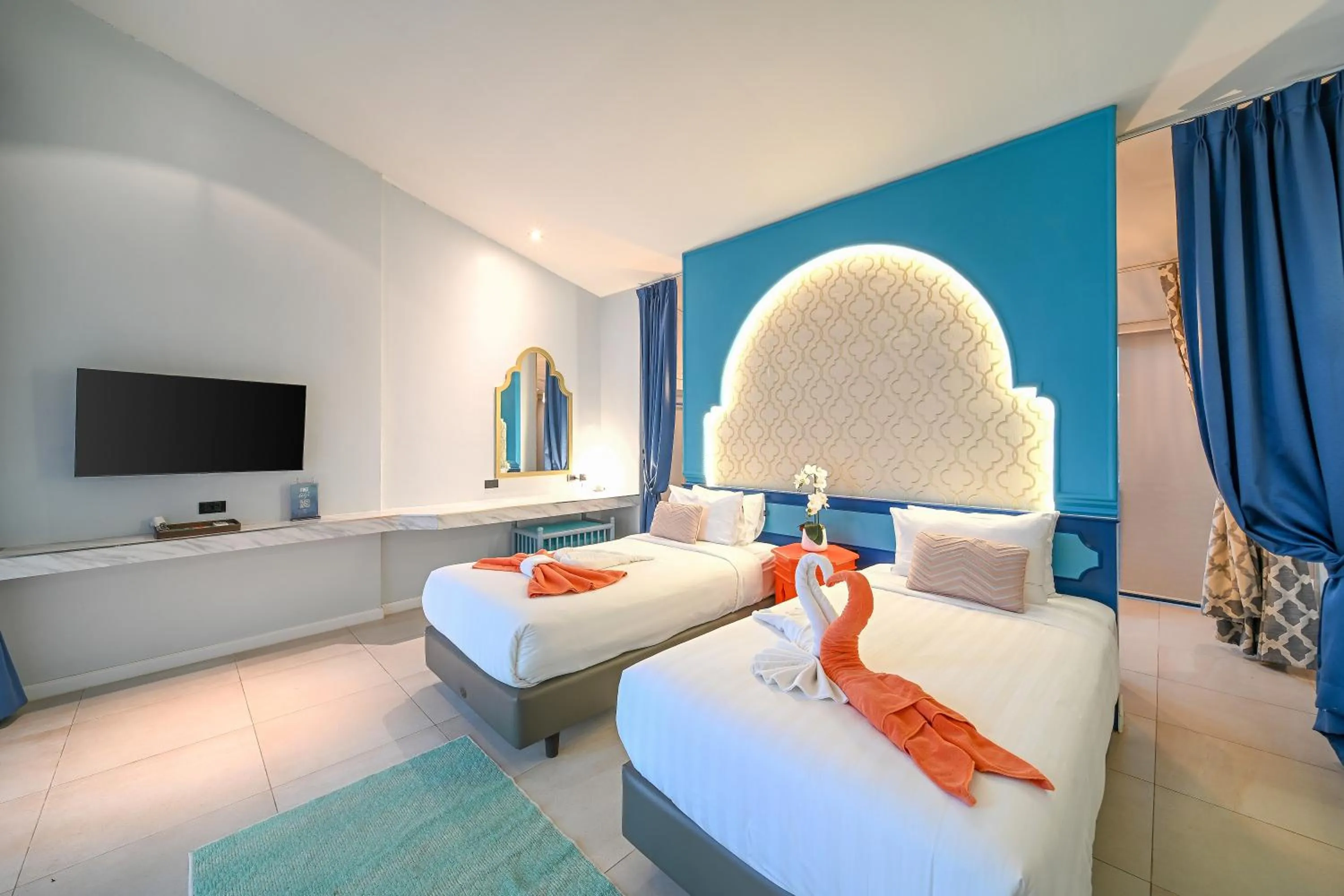 Bed in The Kiri Villas Resort