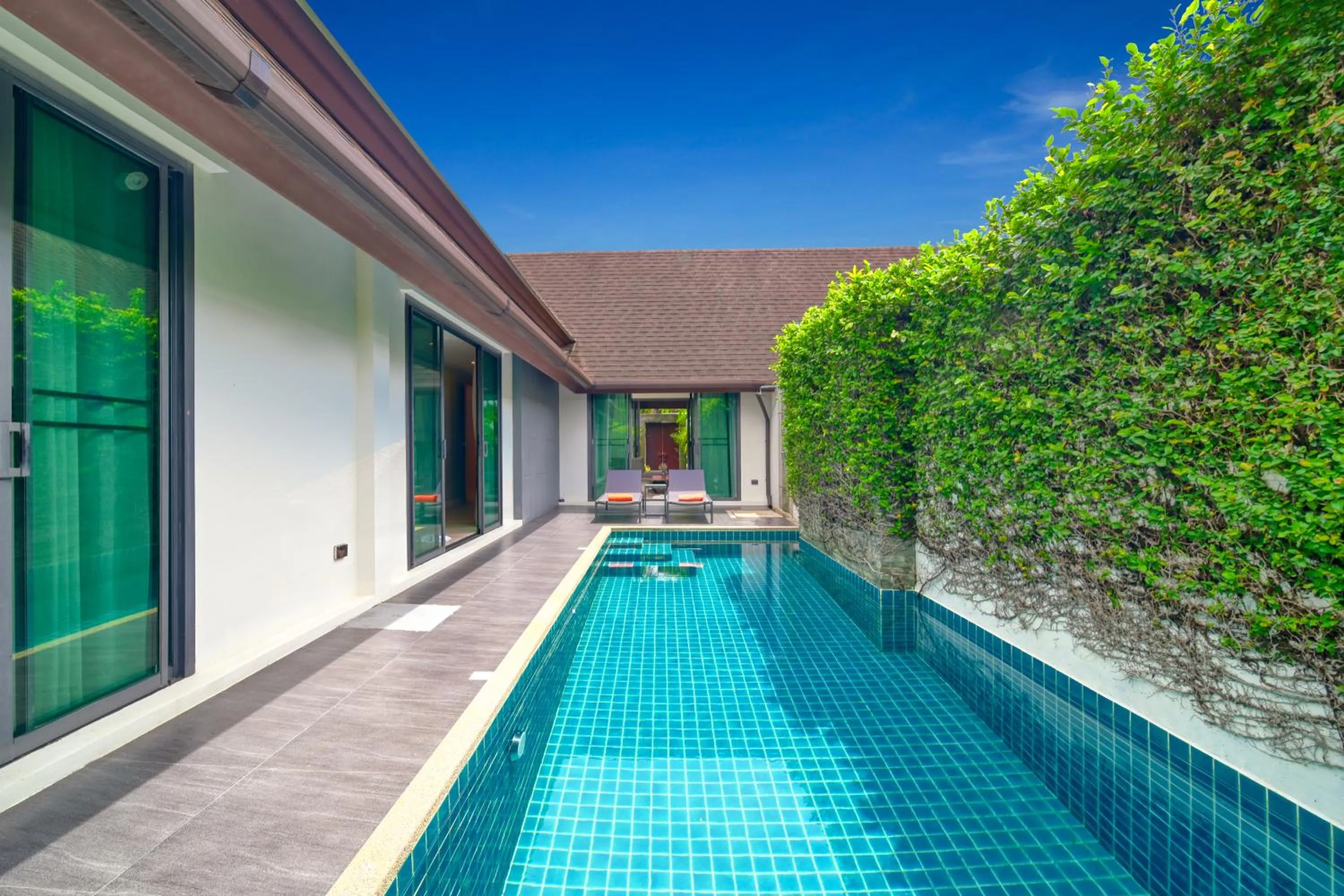 Day in The Kiri Villas Resort