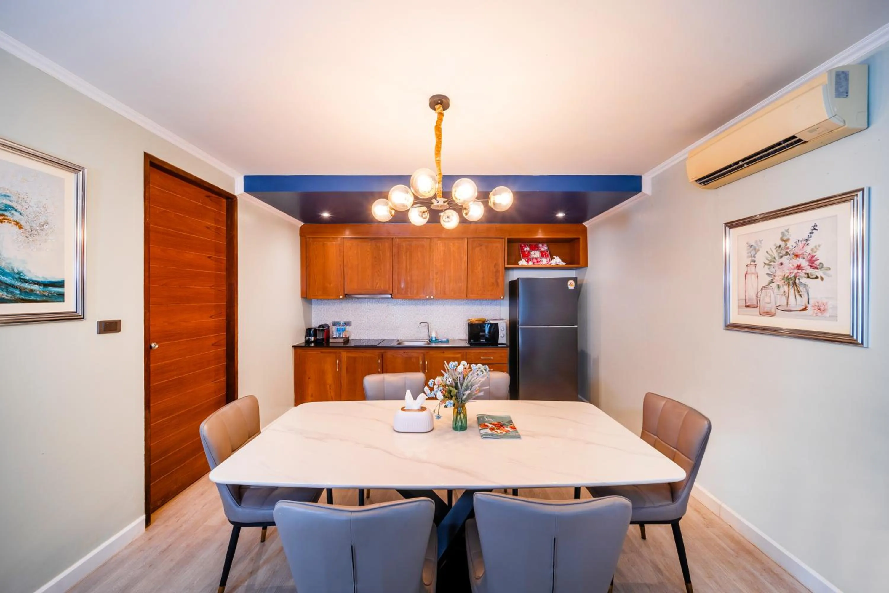 Kitchen or kitchenette in The Kiri Villas Resort