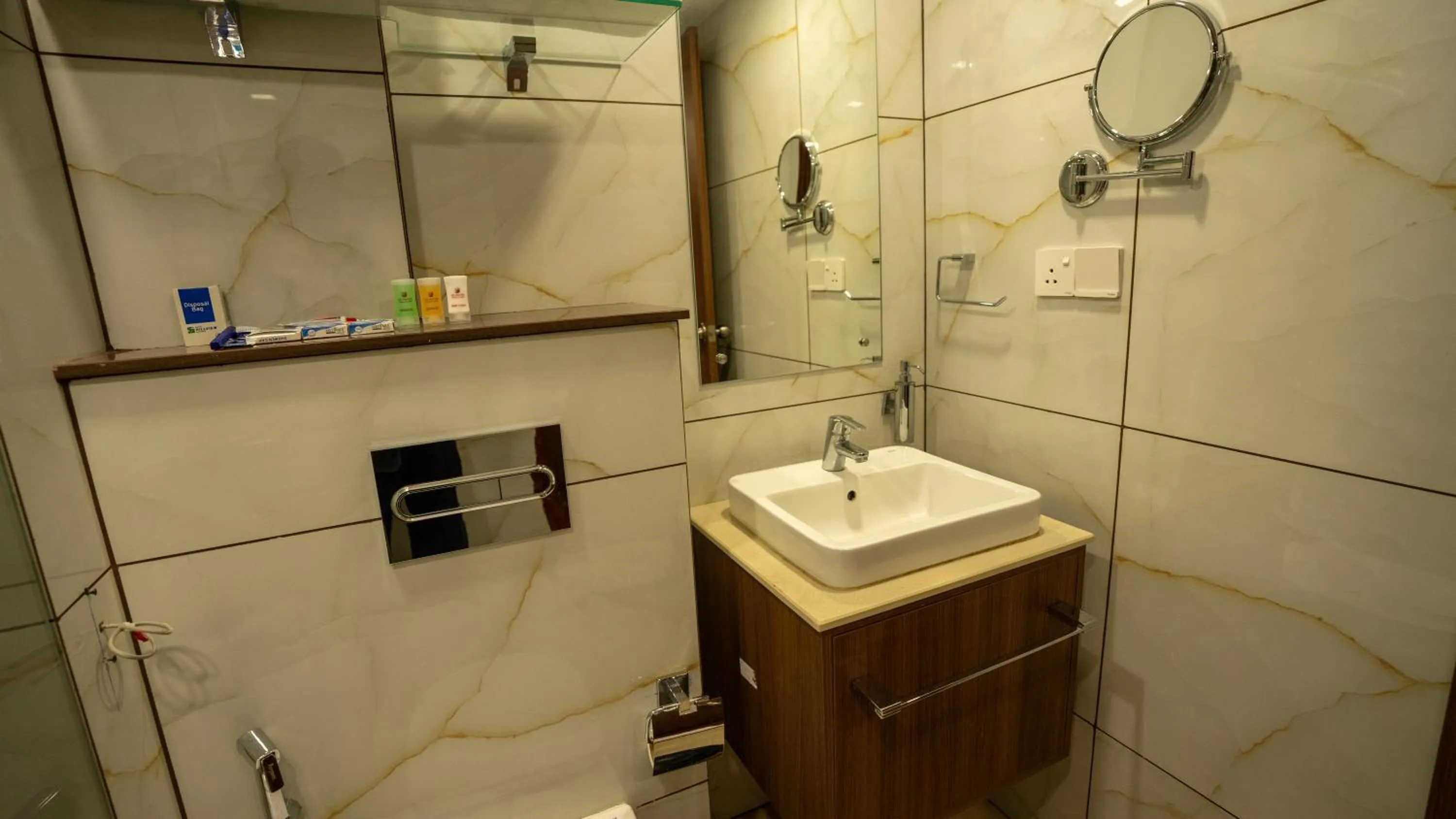 Bathroom in HillView Munnar