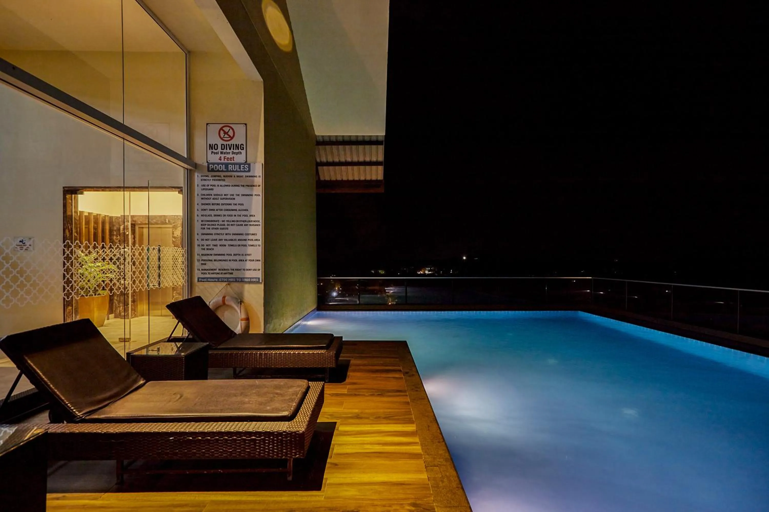 Swimming pool in Nanu Resort , Arambol