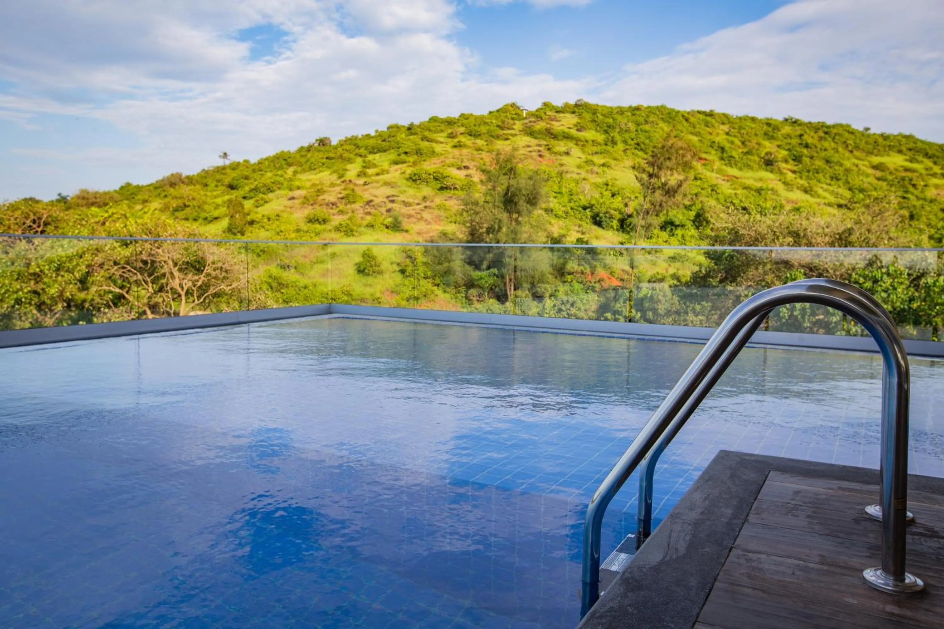 Swimming pool in Nanu Resort , Arambol