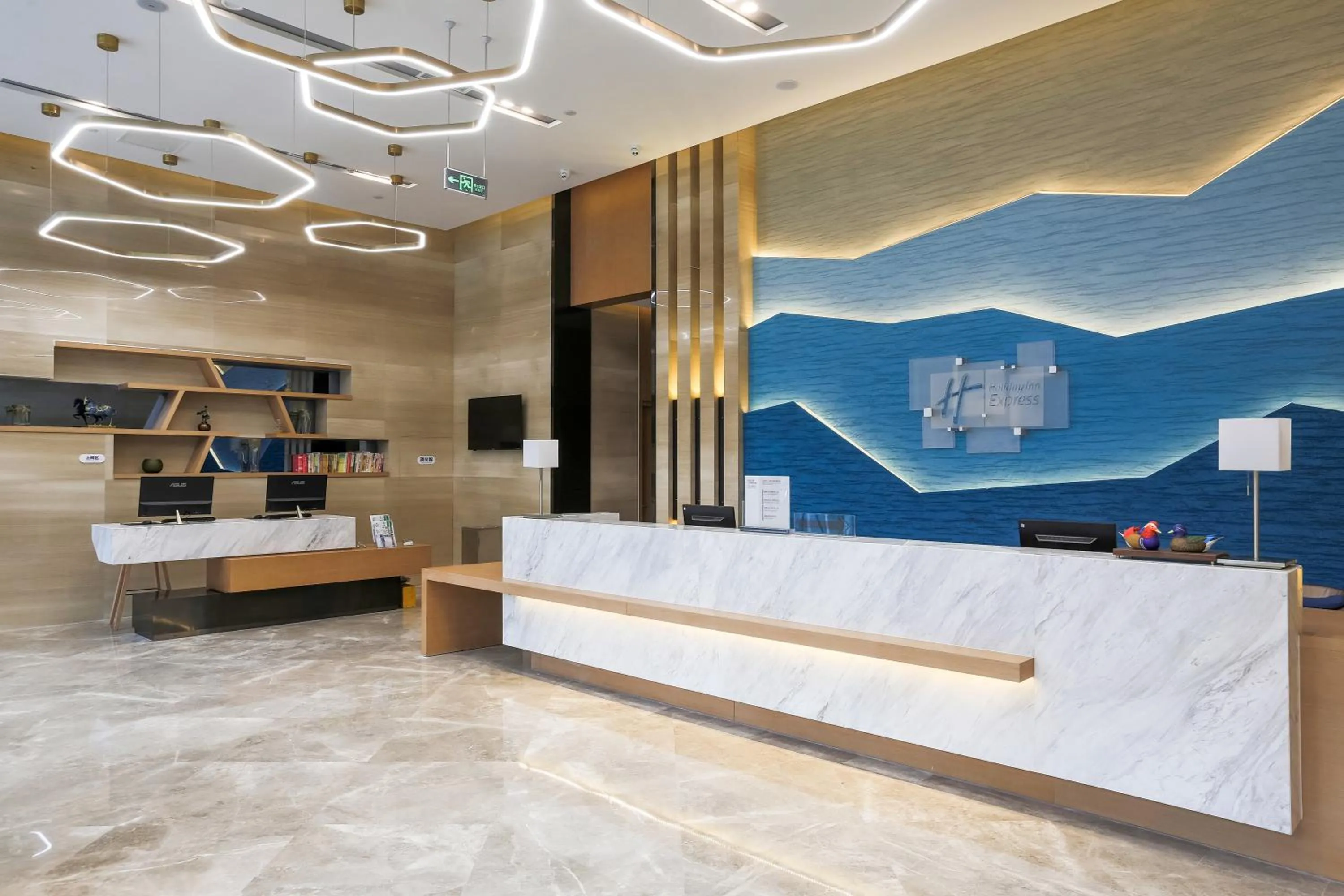 Property building in Holiday Inn Express Chengdu Xindu by IHG