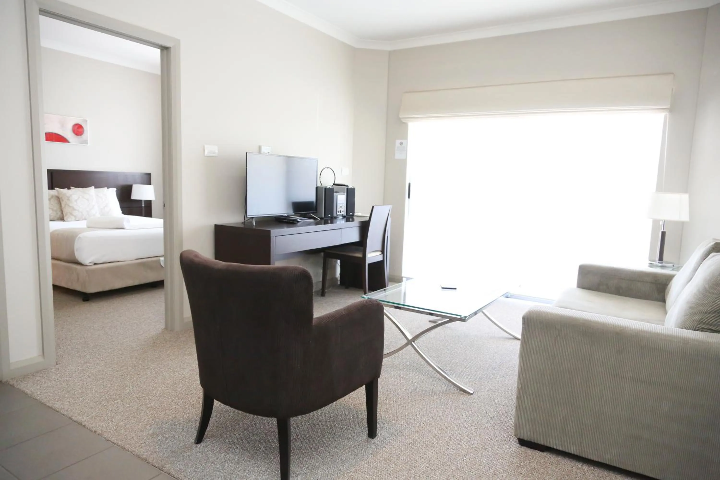 Bed in Centrepoint Apartments Griffith