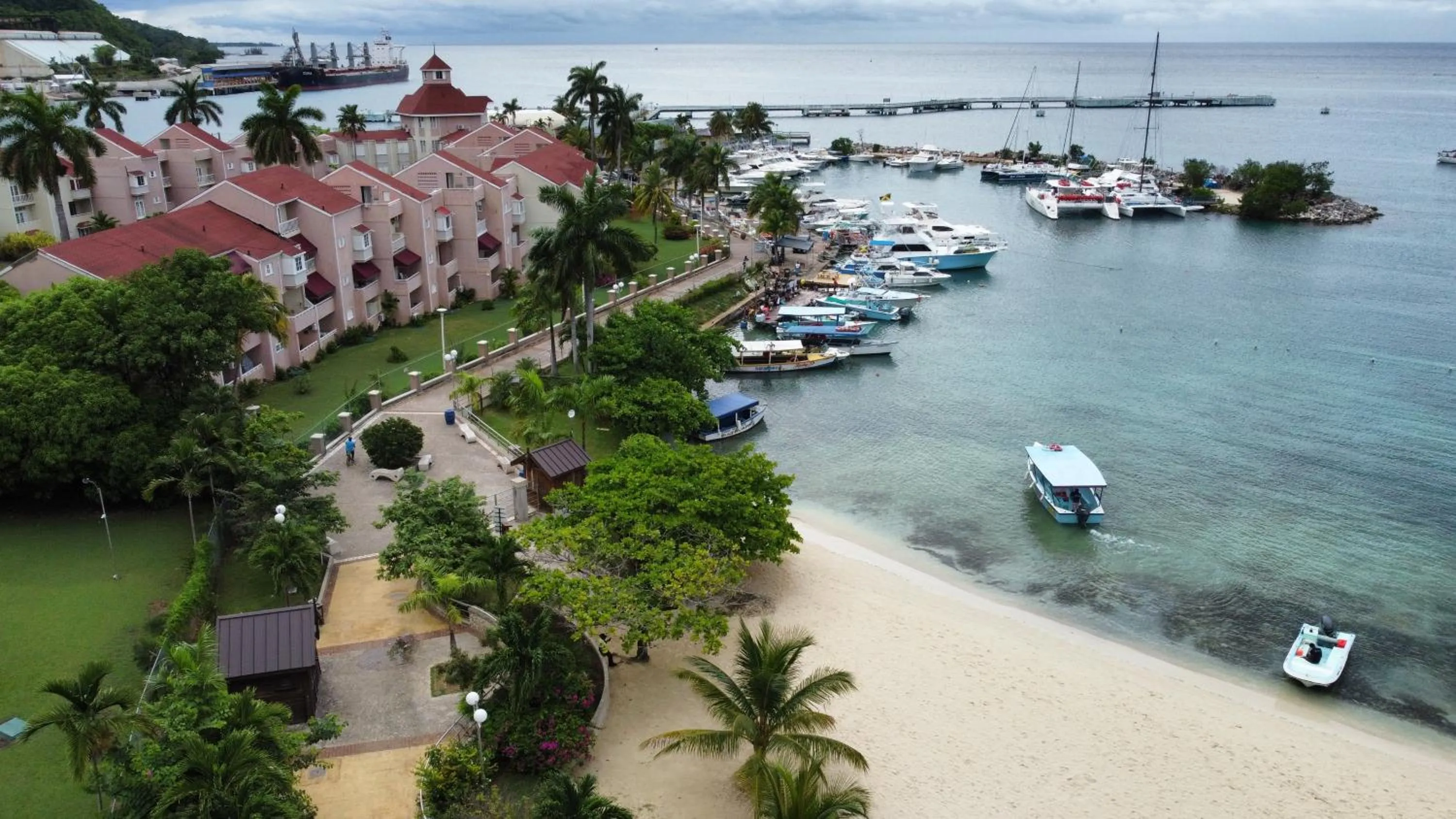 Malia Dreamers Paradise