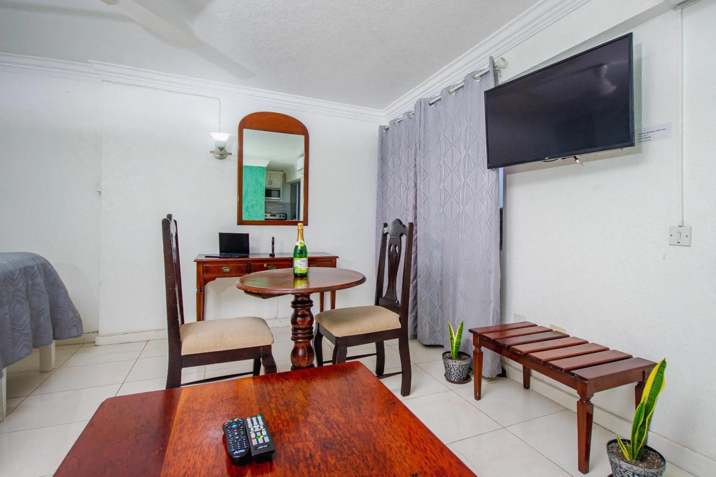 Malia Dreamers Paradise