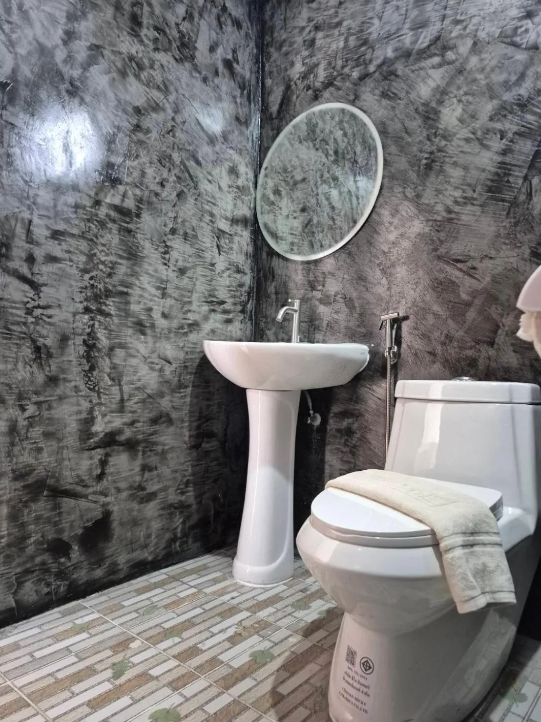 Bathroom in Poonsap Resort