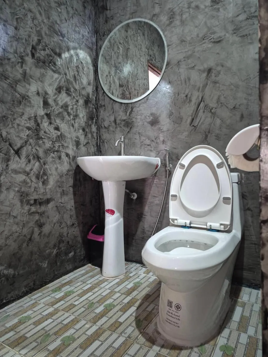 Toilet in Poonsap Resort