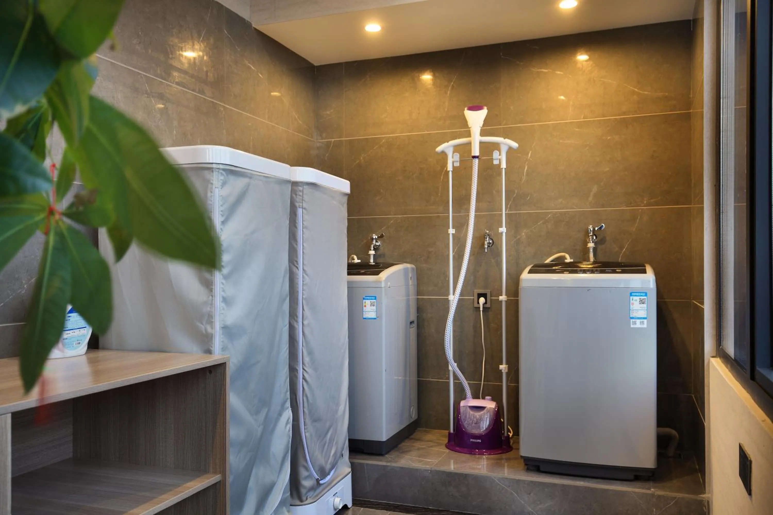 Area and facilities in Wing Hotel Guilin - Central Square