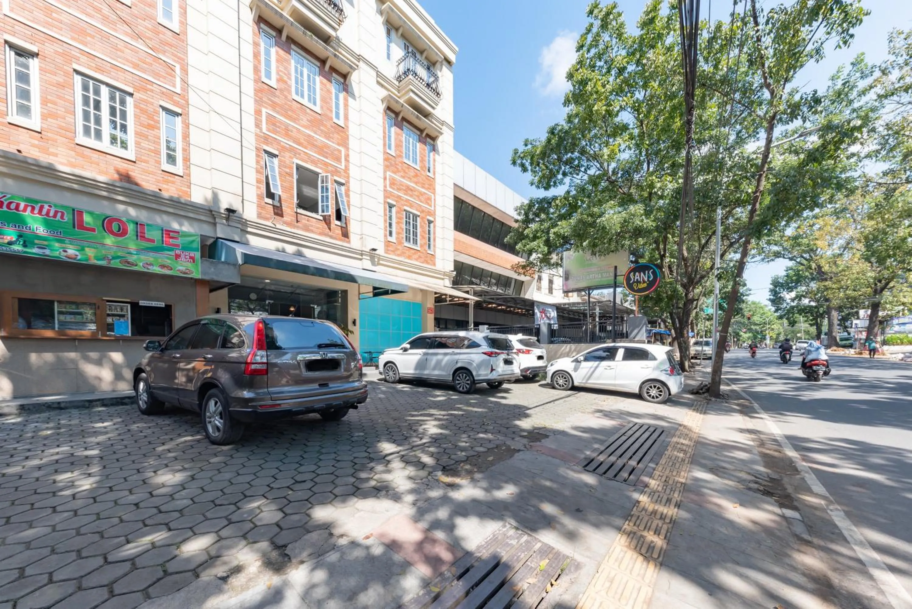 Facade/entrance in Sans Vibes Hotel Malabar
