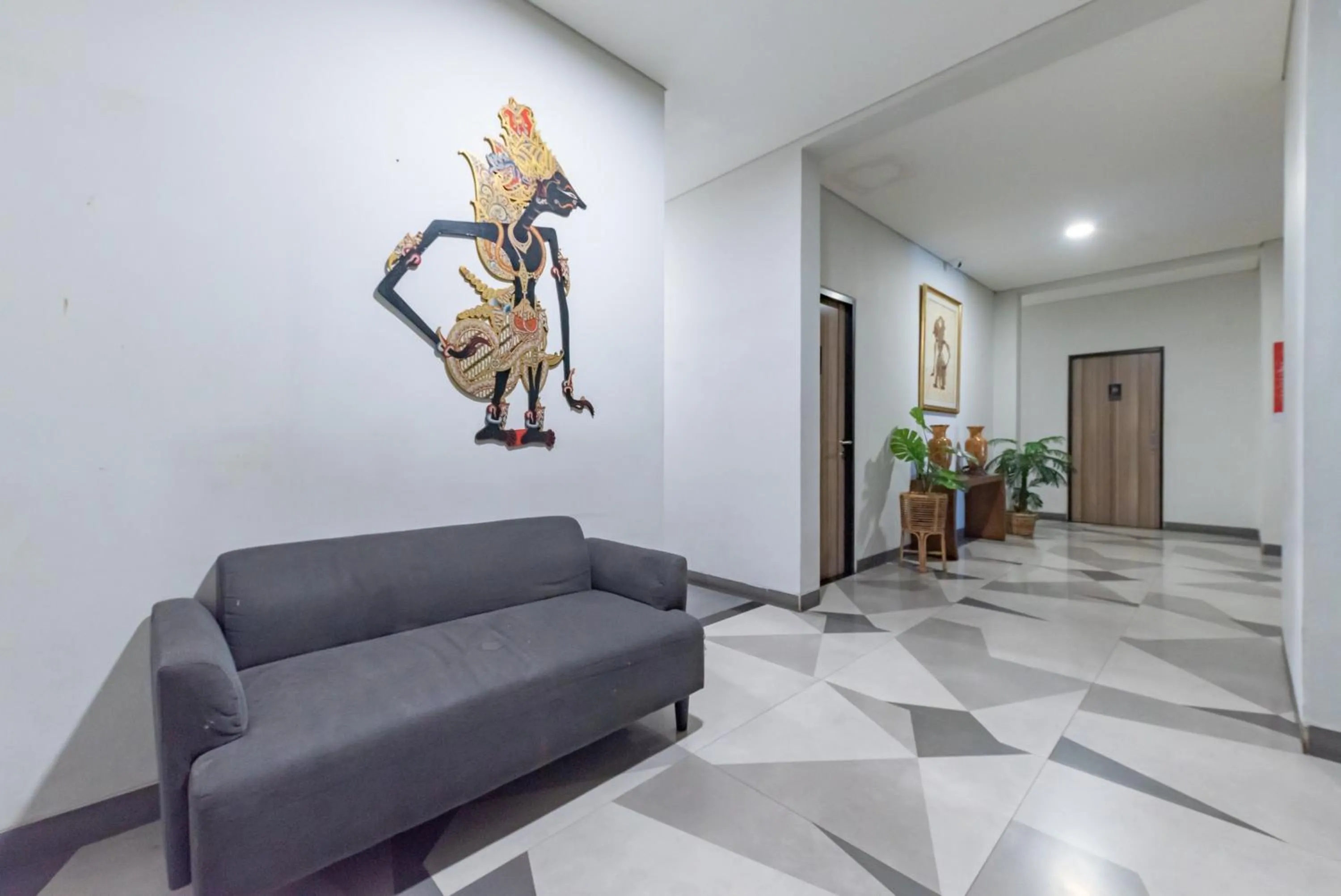 Seating area in Sans Vibes Hotel Malabar