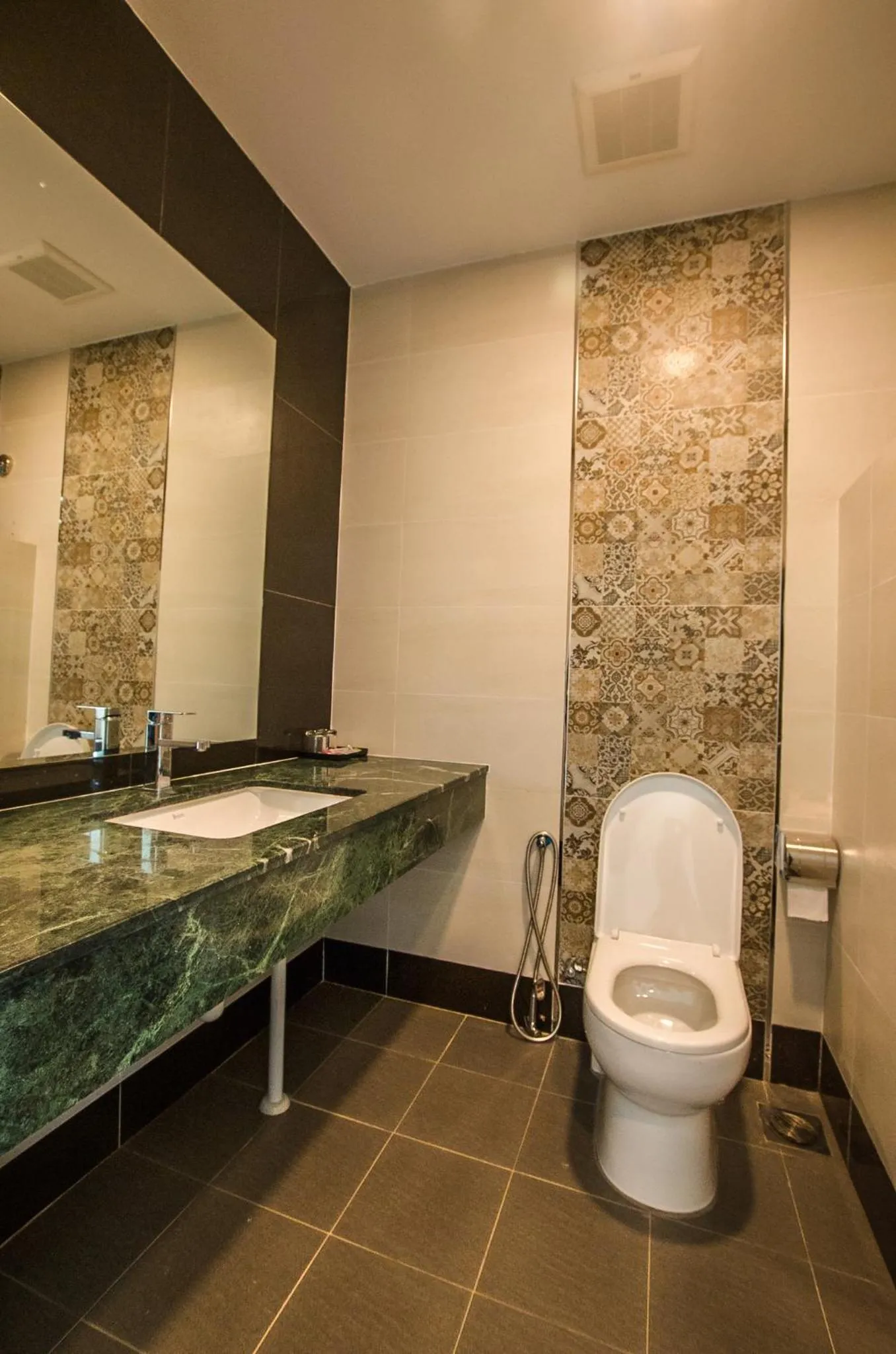 Bathroom in Grand Wonderful Hotel