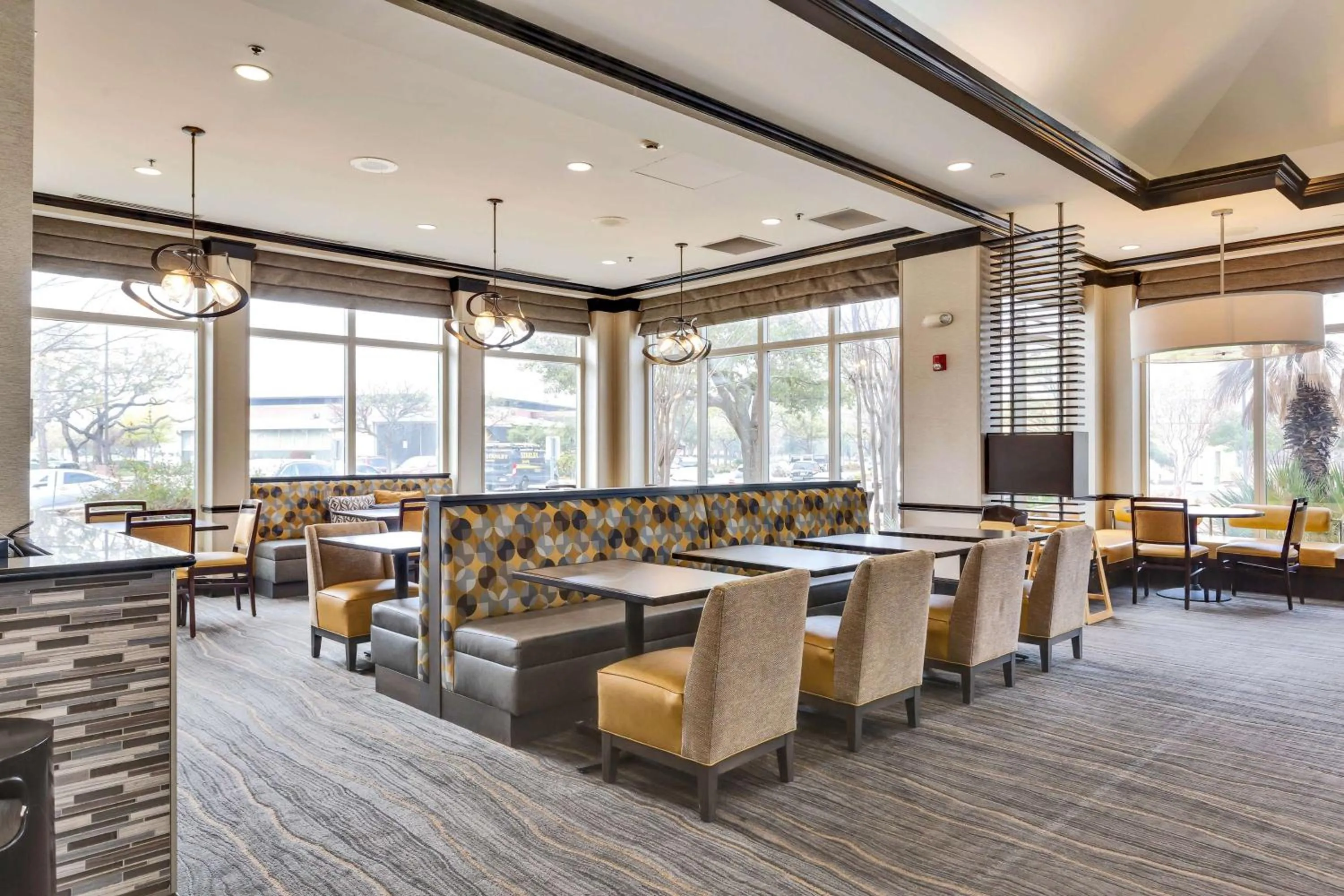 Restaurant/places to eat in Hilton Garden Inn Austin NorthWest/Arboretum