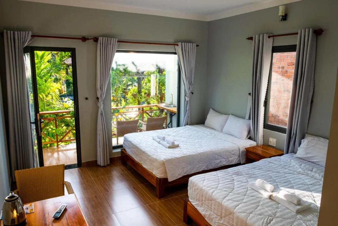 Bed in Phu Quoc Areca Garden Bungalow