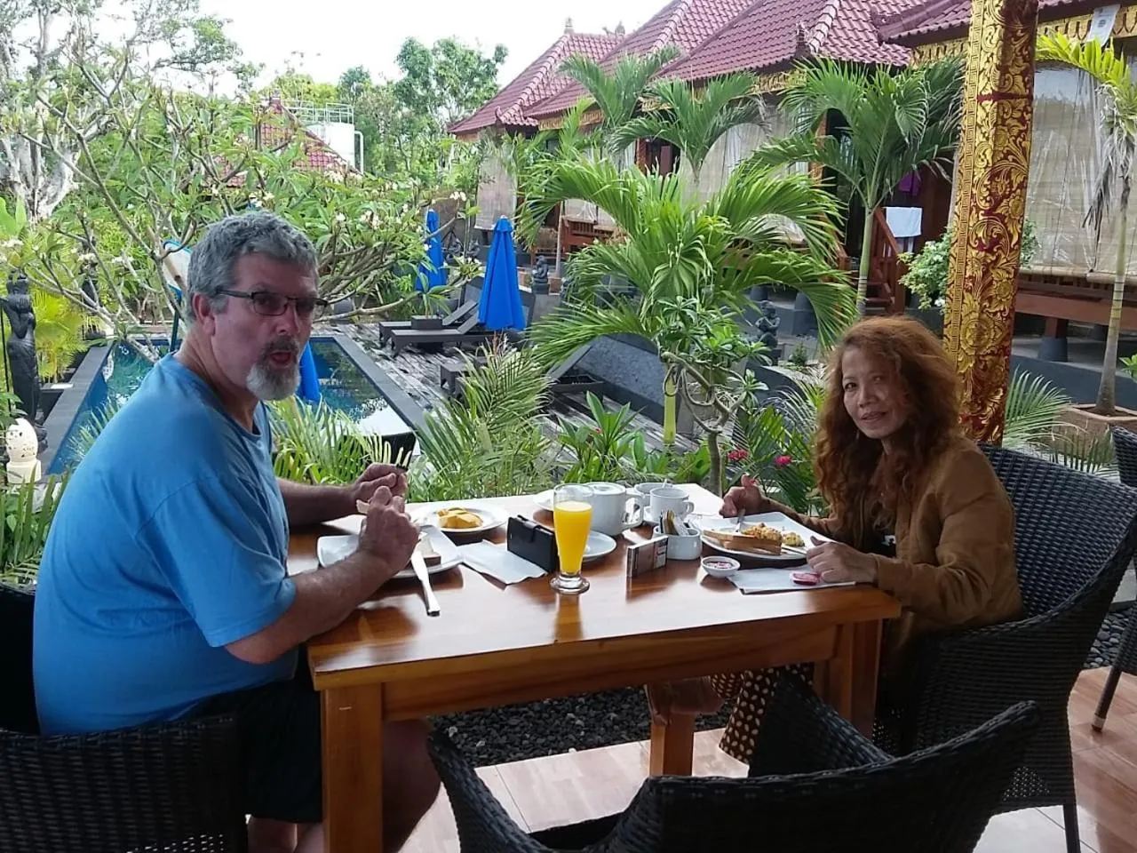Family in Tatak Bunut Villa Ceningan
