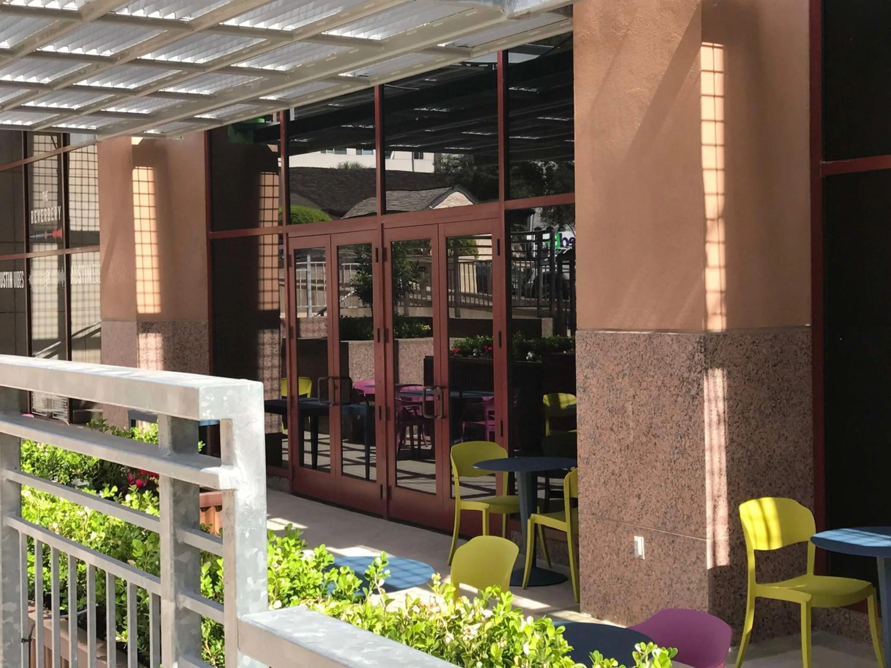 Restaurant/places to eat in Hilton Austin