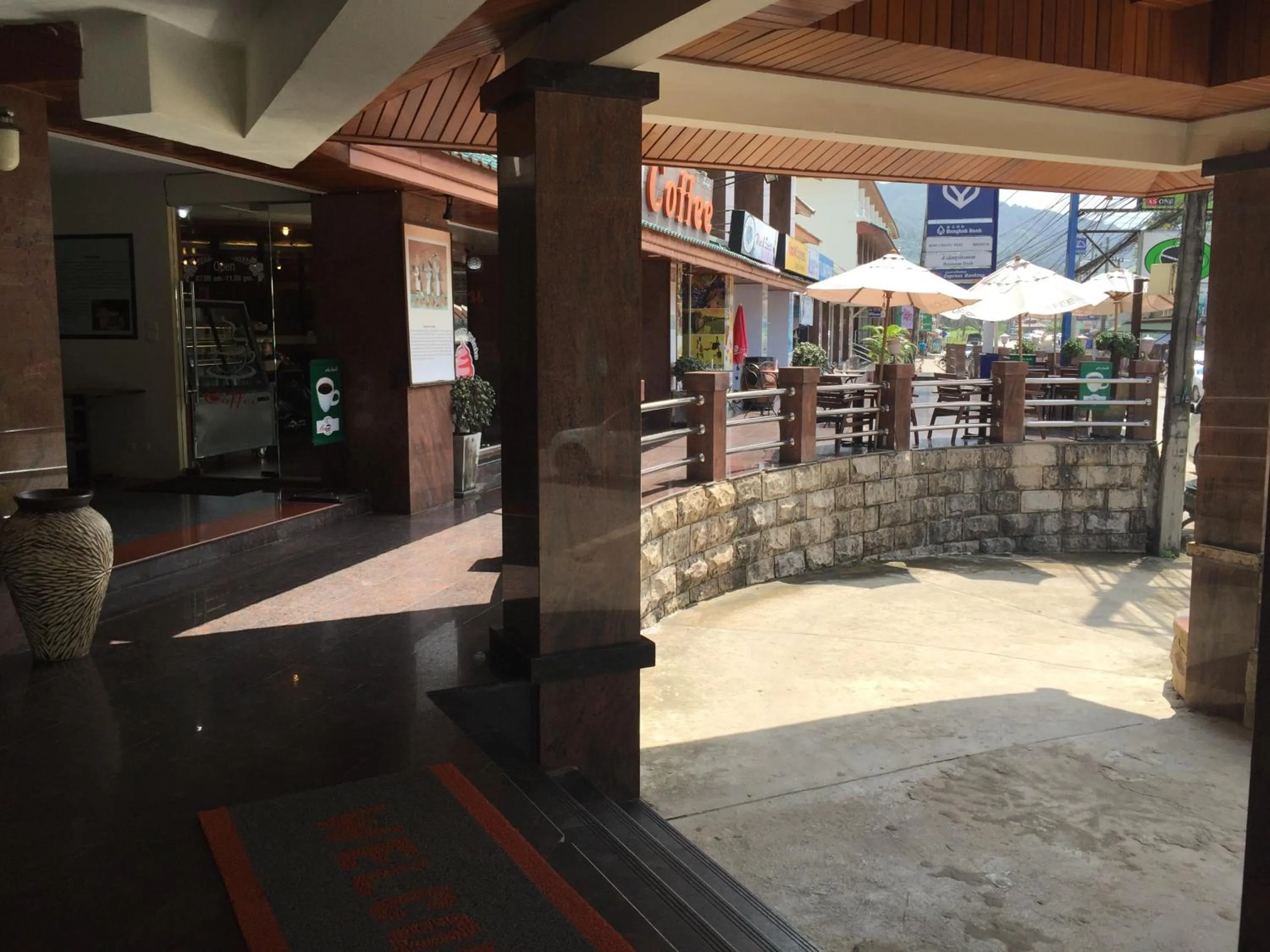 Facade/entrance in White Sand Princess