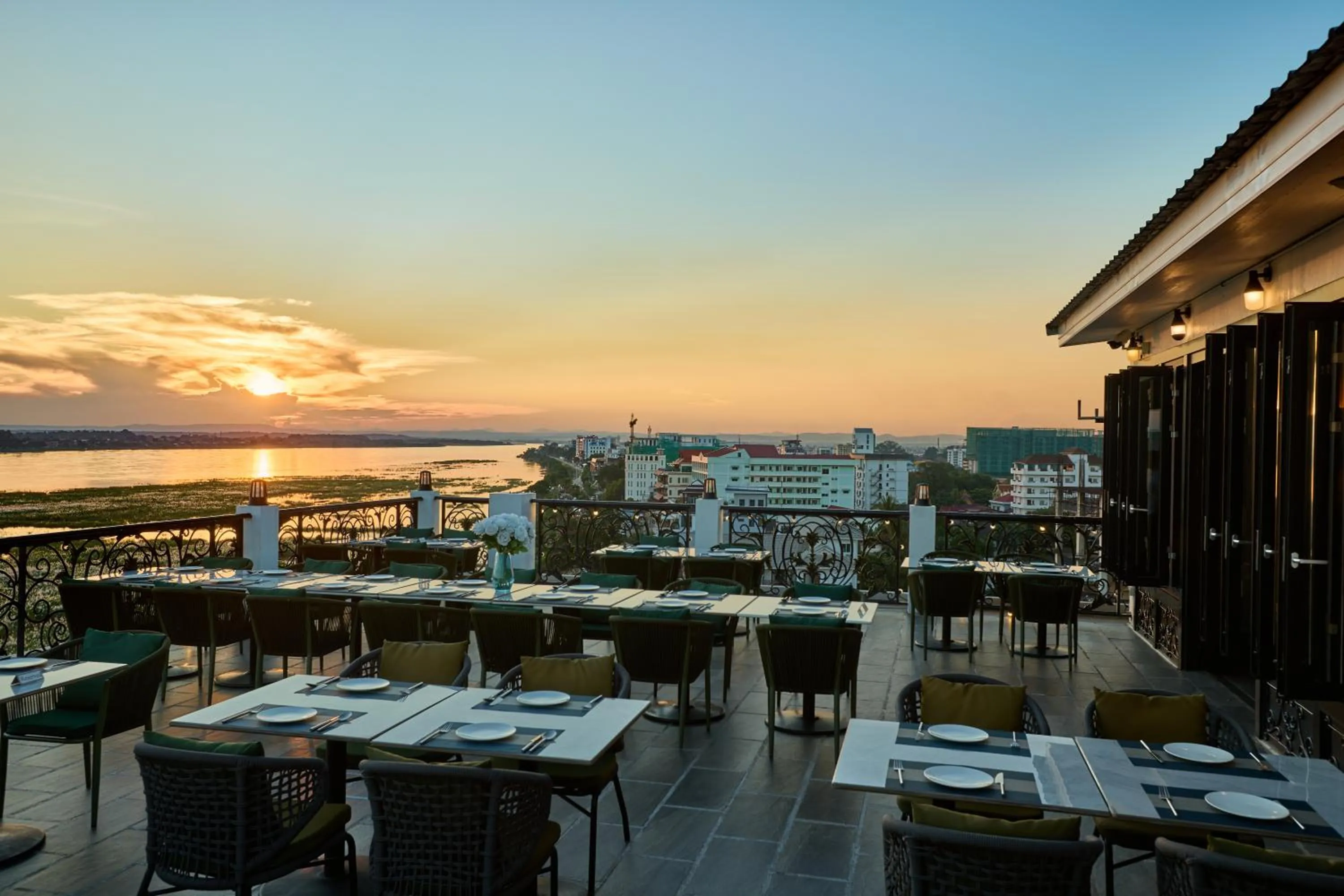 La Seine Boutique Hotel