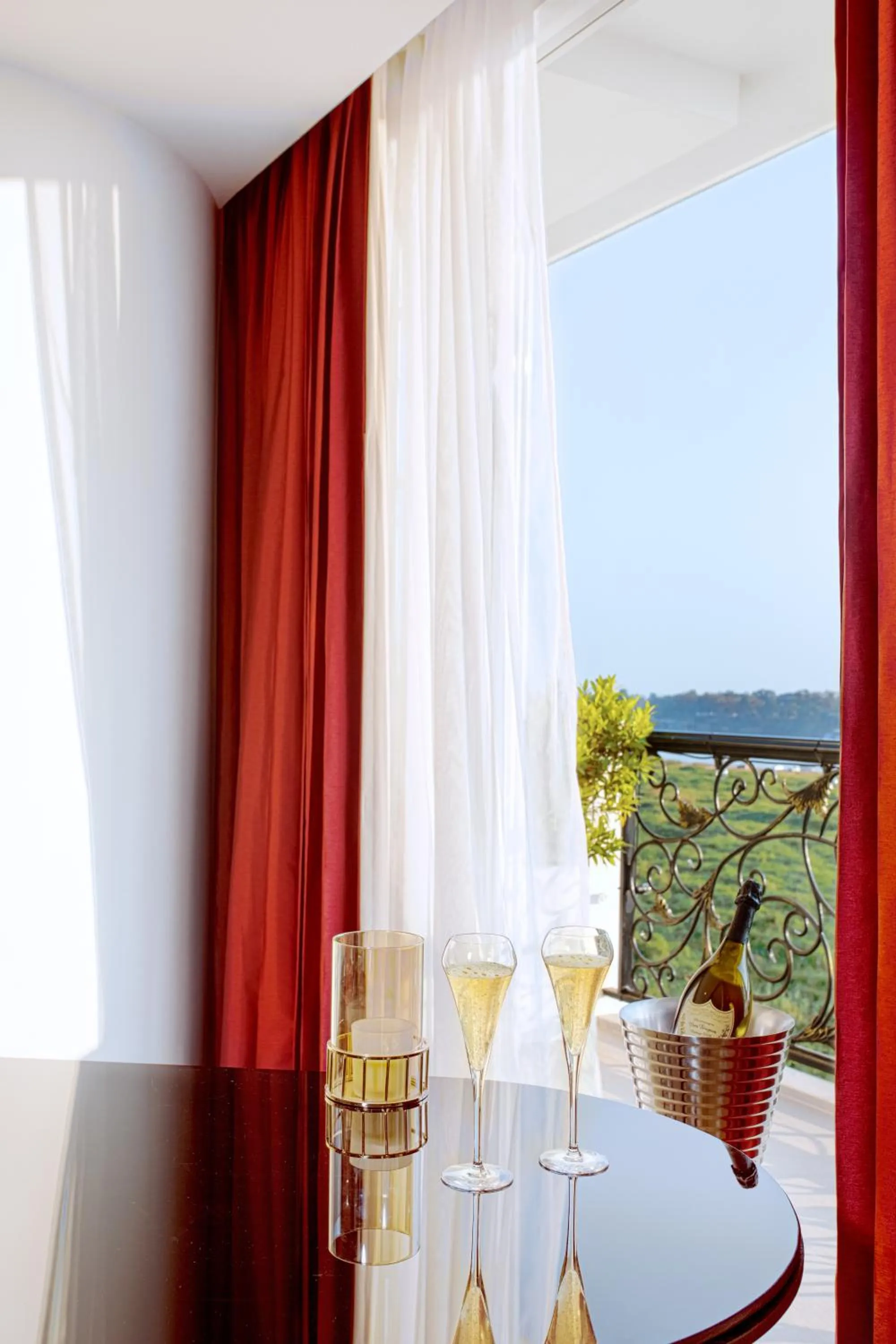 Balcony/Terrace in La Seine Boutique Hotel