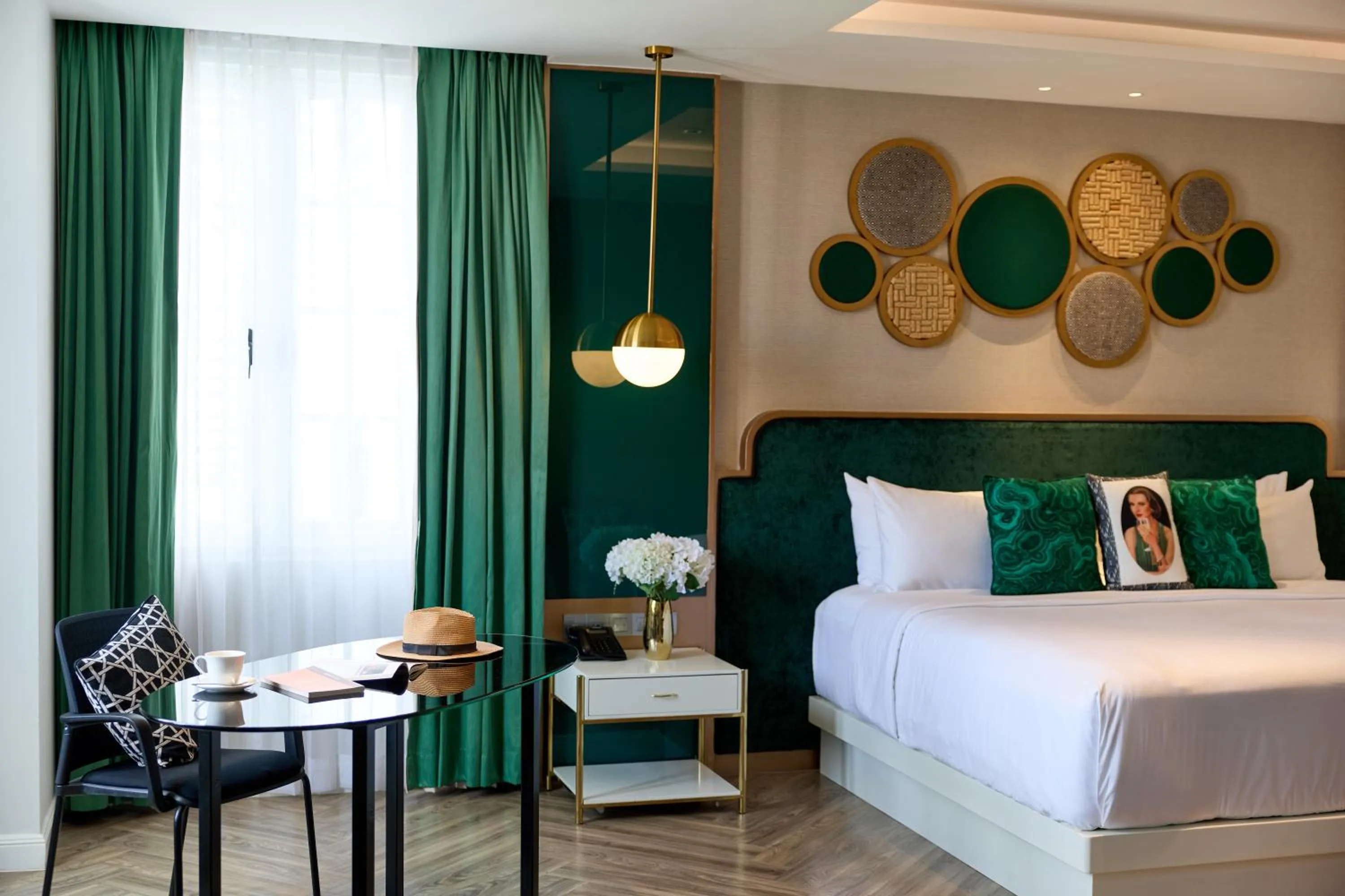 Guests, Bed in La Seine Boutique Hotel