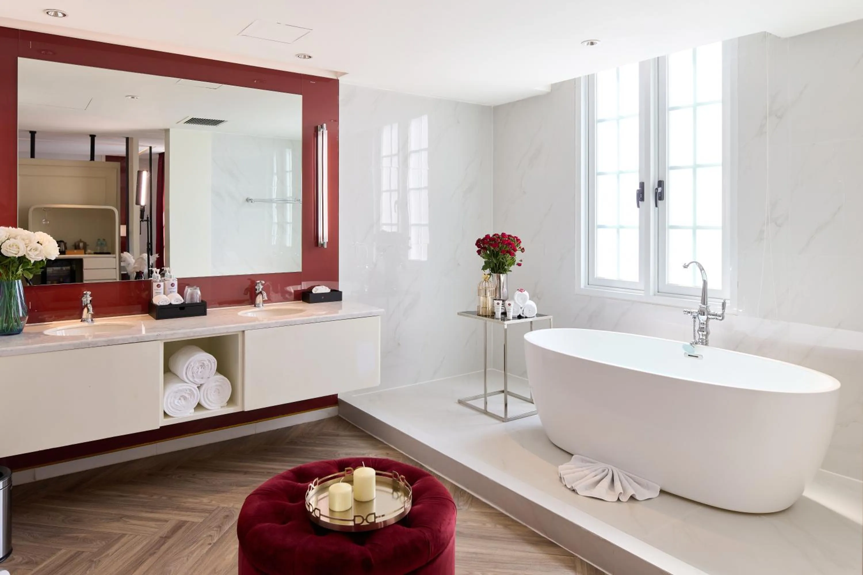 Bathroom in La Seine Boutique Hotel