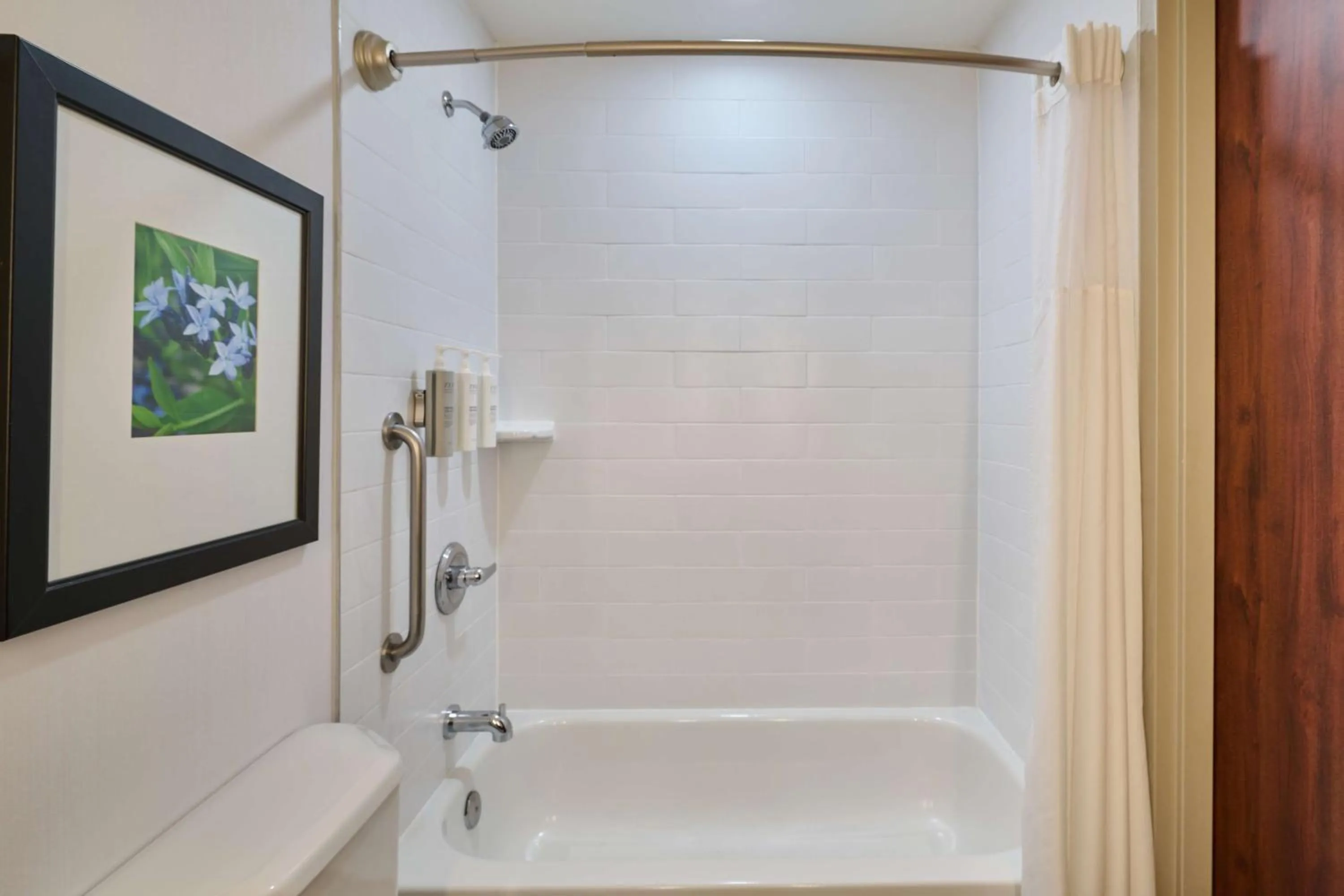 Bathroom in Hilton Garden Inn Anchorage