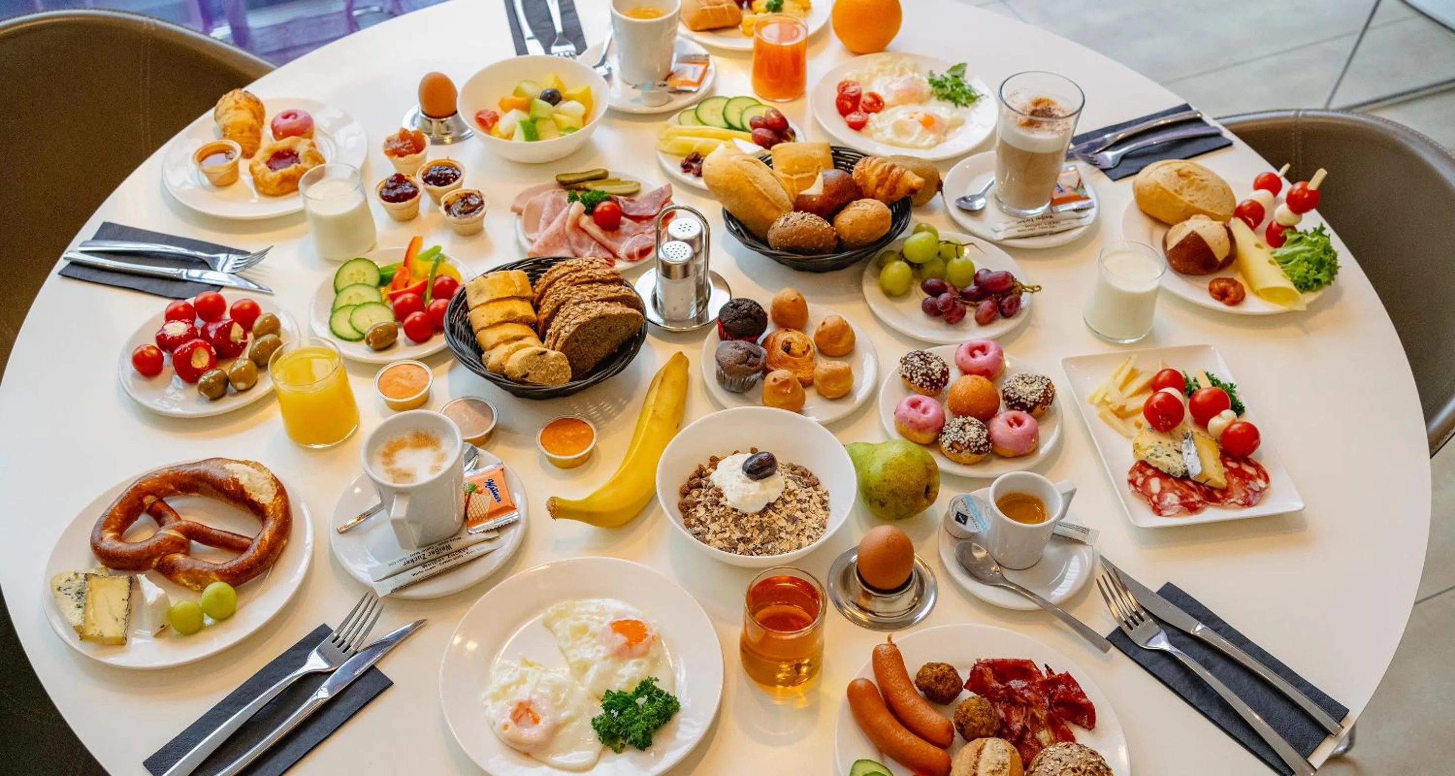 Breakfast in PLAZA INN Graz