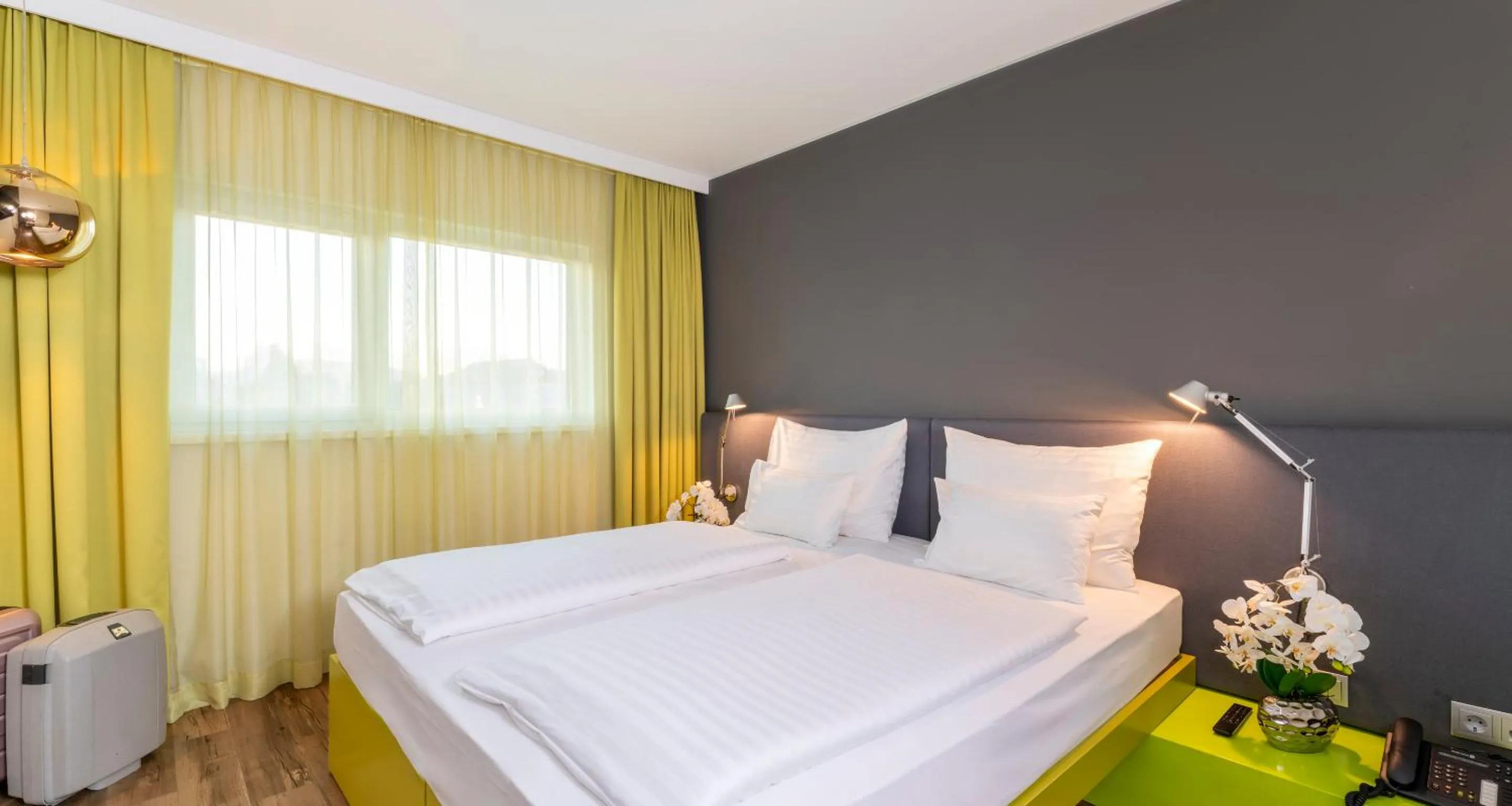 Bed in PLAZA INN Graz