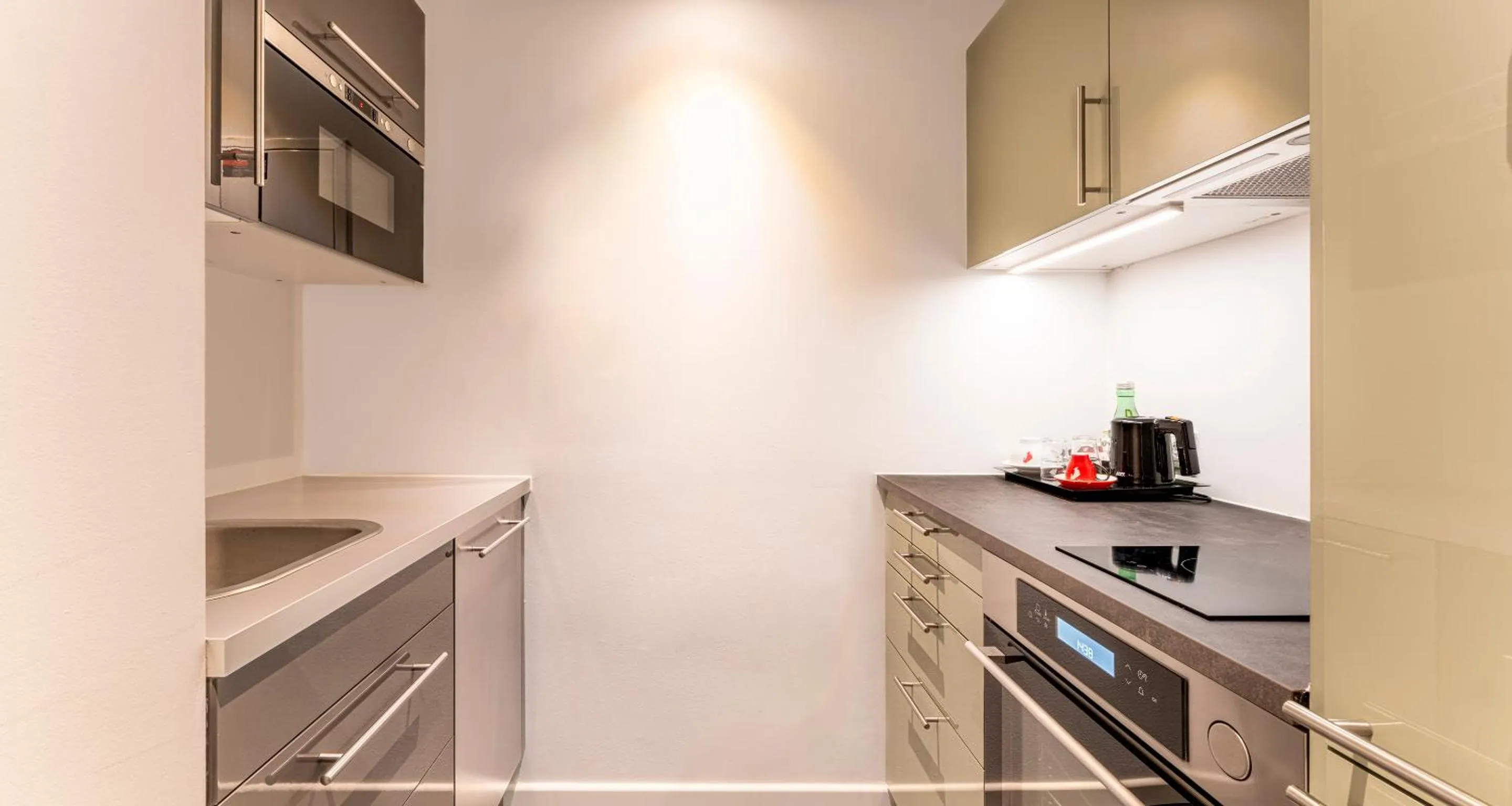 Kitchen or kitchenette in PLAZA INN Graz