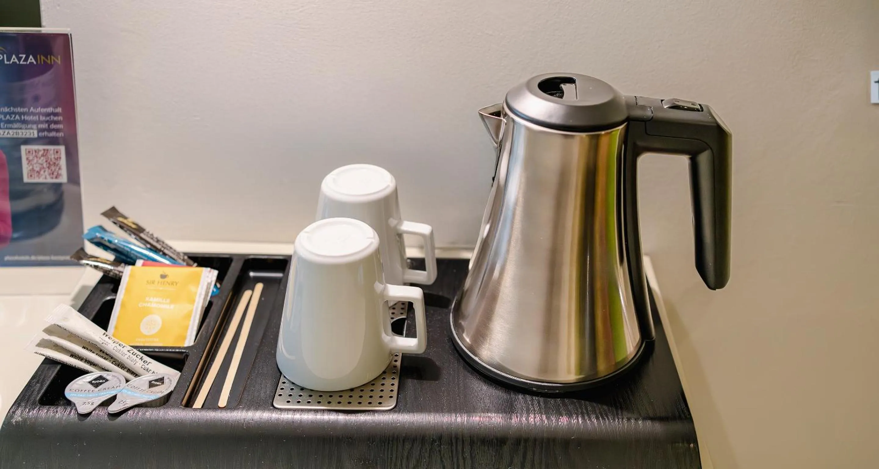 Coffee/tea facilities in PLAZA INN Graz