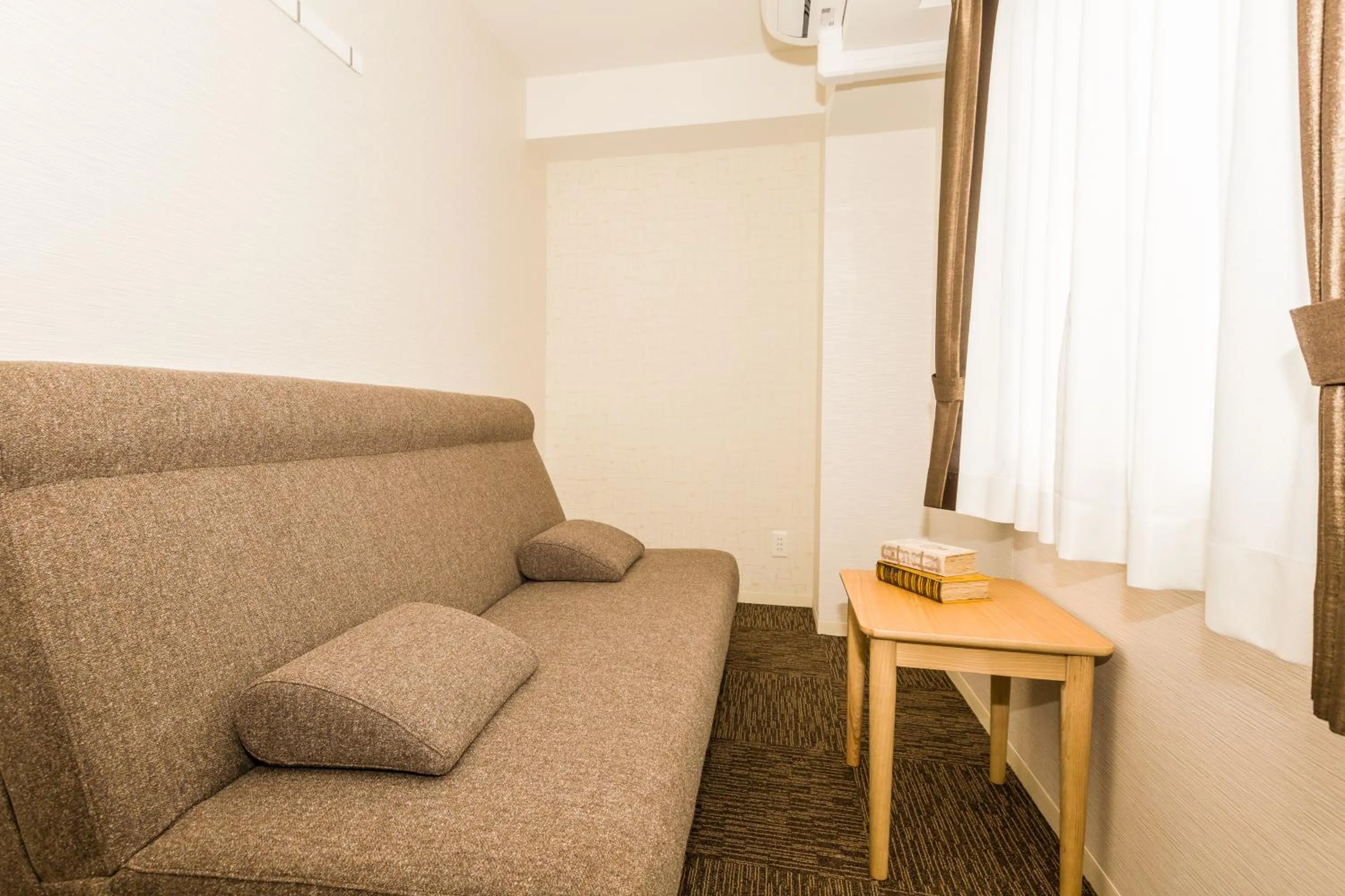 Photo of the whole room in EIWA PLACE HOTEL Hakata