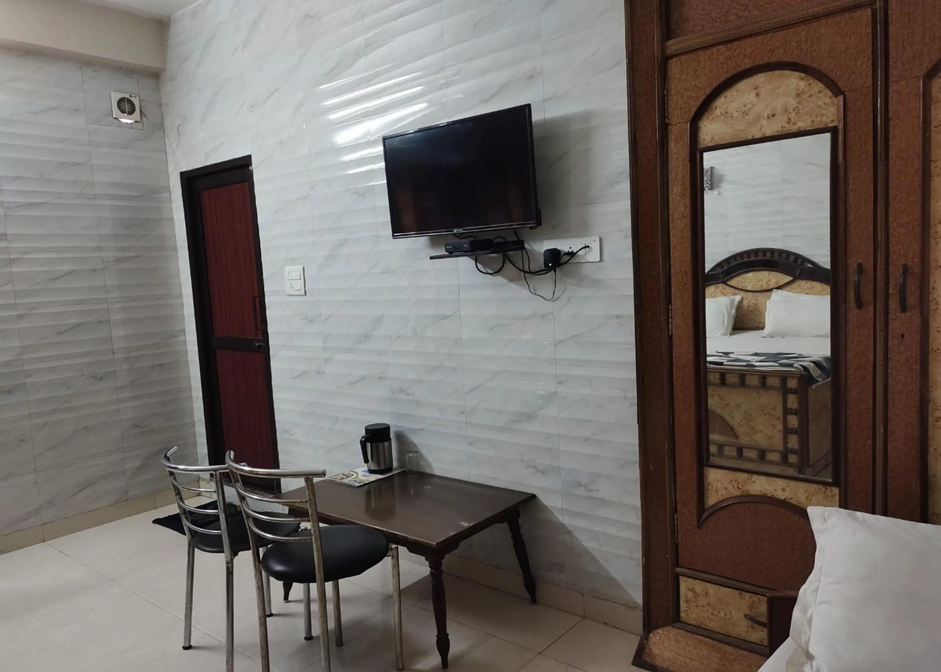 Bedroom, Bed in Hotel Purohit Sindhi Camp