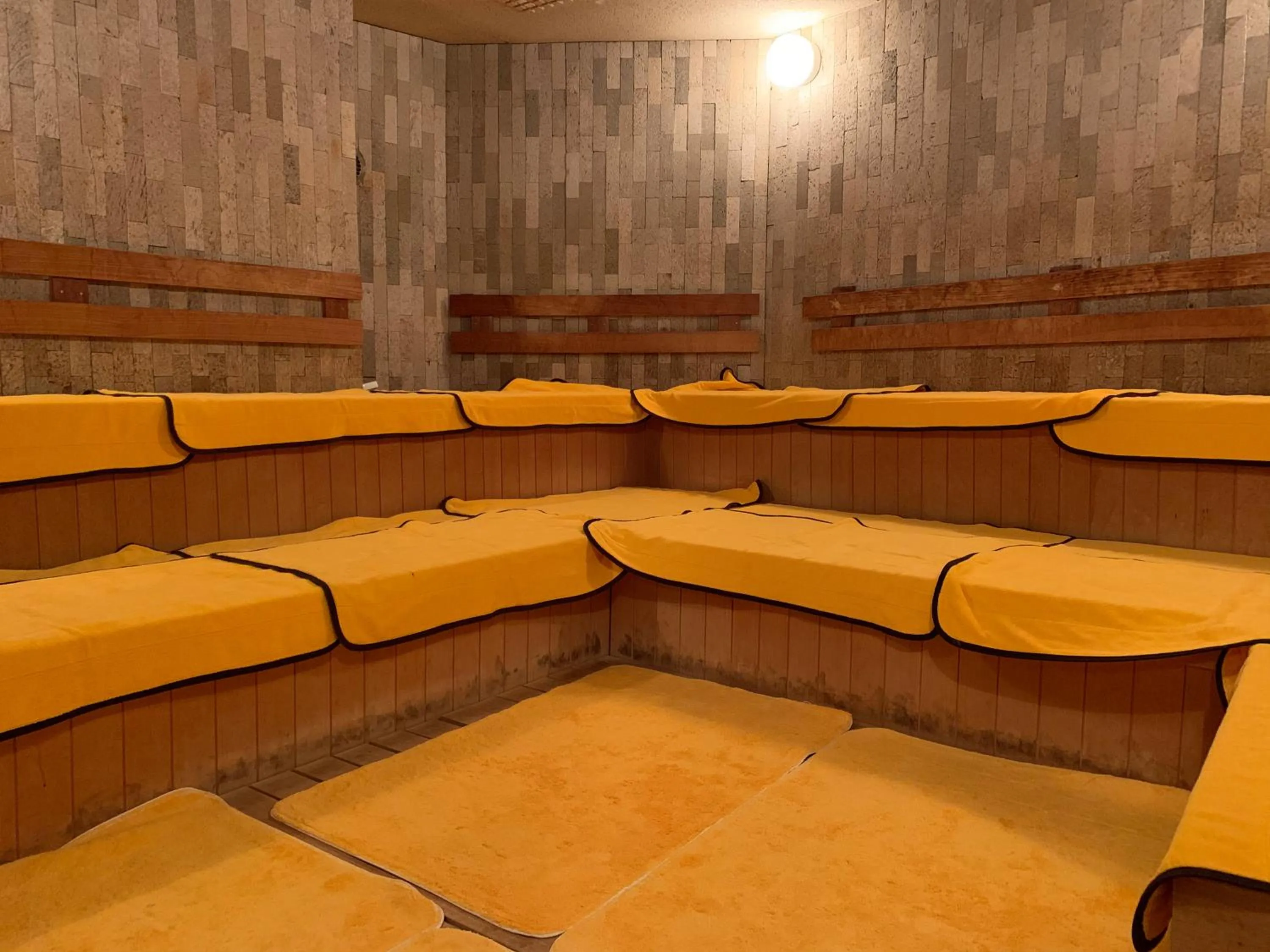 Sauna in Funabashi Grand Sauna and Capsule Hotel