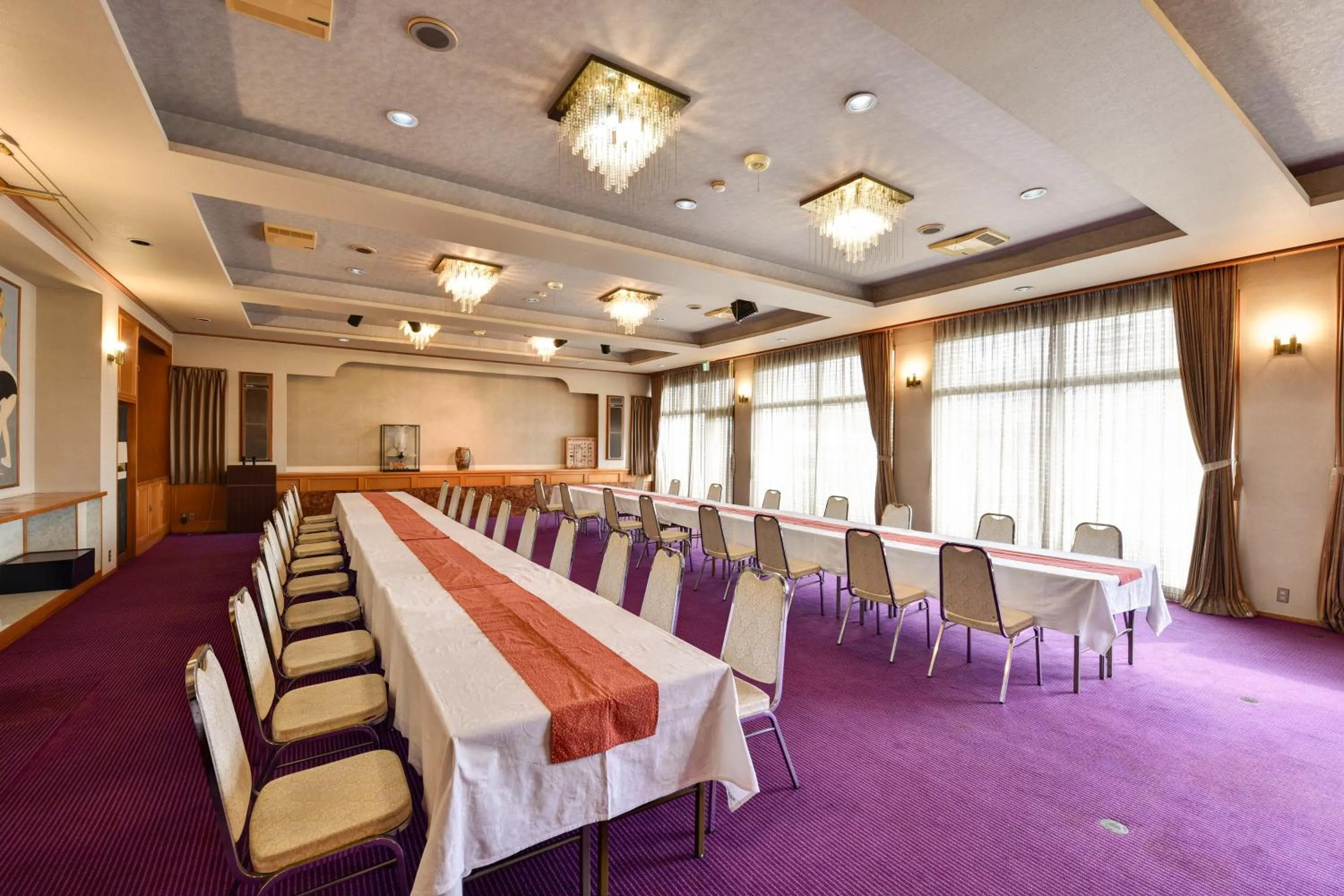 Banquet/Function facilities in Rakusuien